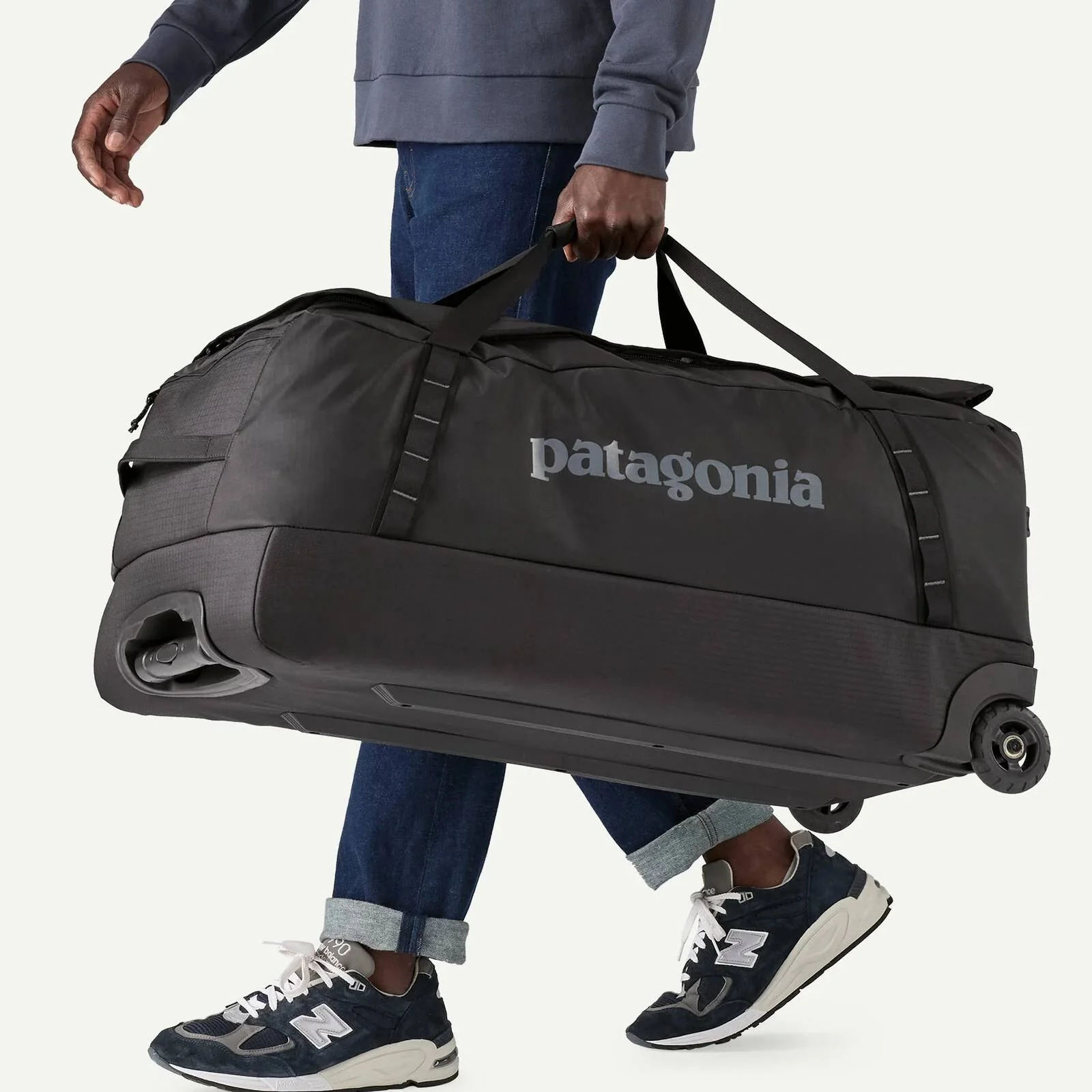 Patagonia 100L Black Hole Wheeled Duffle Bag - Black - Image 3