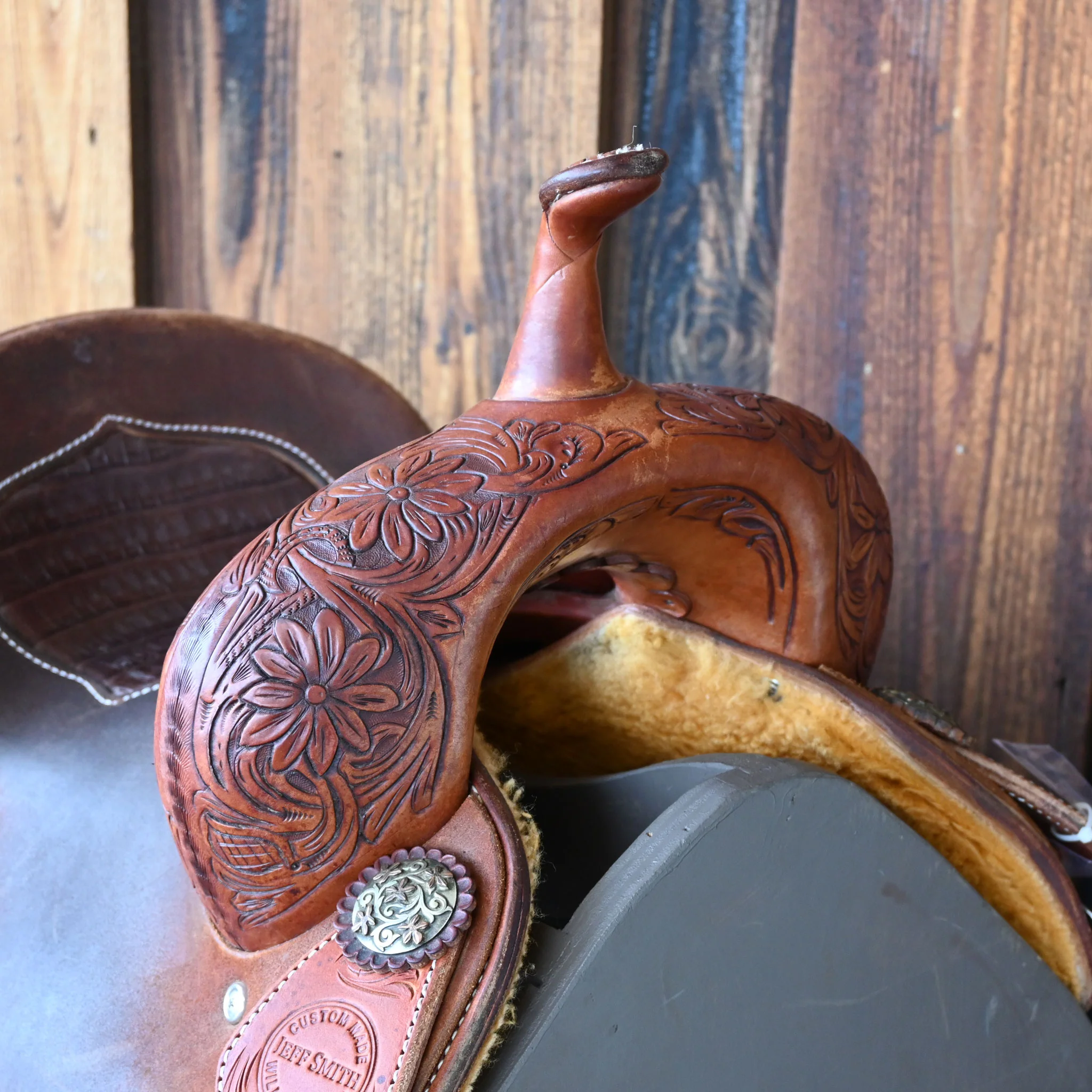 12" USED JEFF SMITH BARREL SADDLE - Image 2