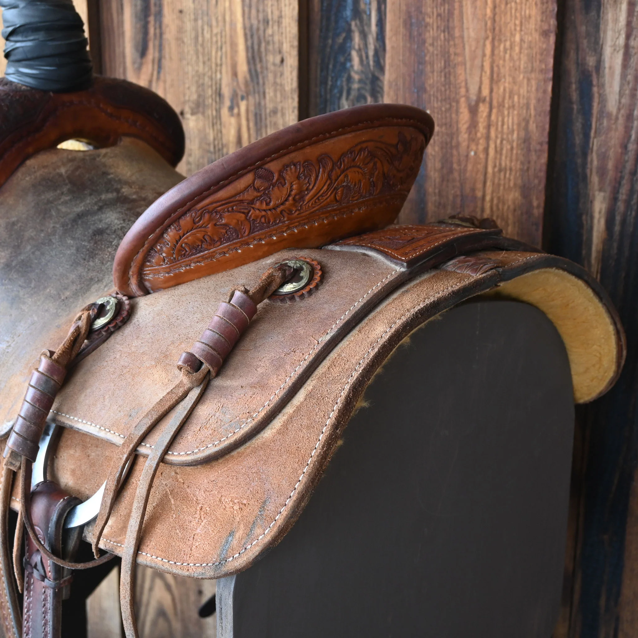 13.5" USED COATS TEAM ROPING SADDLE - Image 3