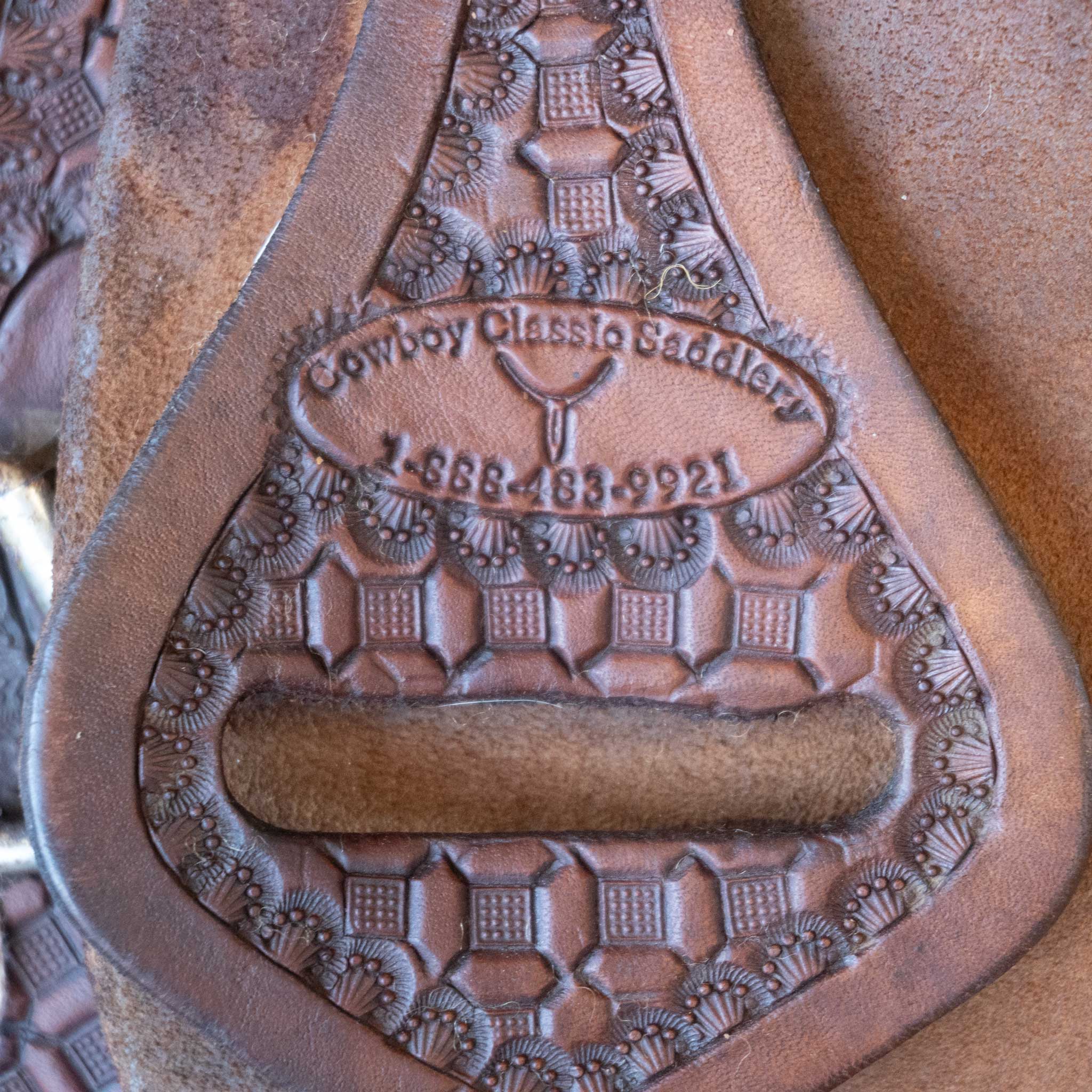 13.5" USED COWBOY CLASSIC BARREL SADDLE - Image 4