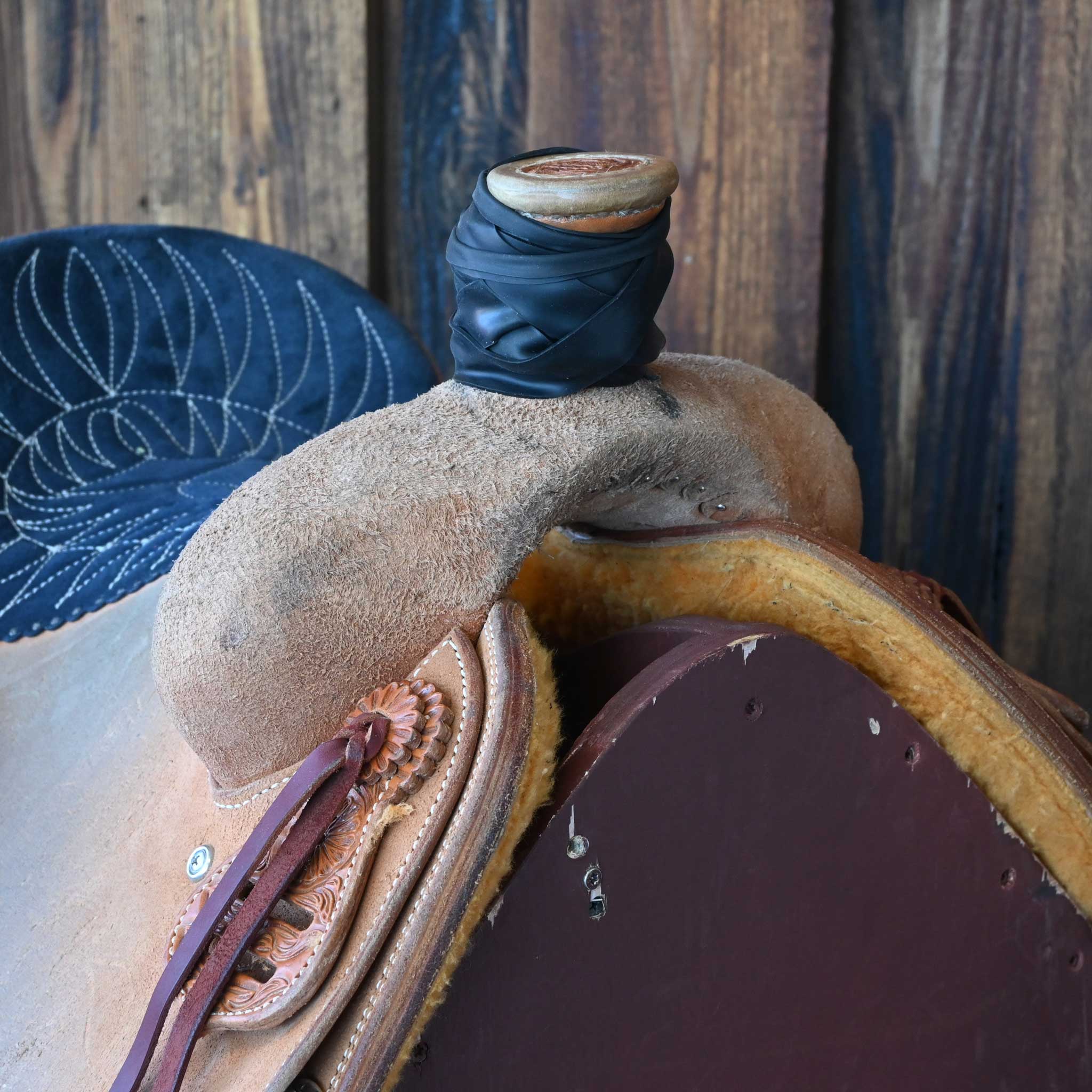 13.5" USED TESKEY'S TEAM ROPING SADDLE - Image 2