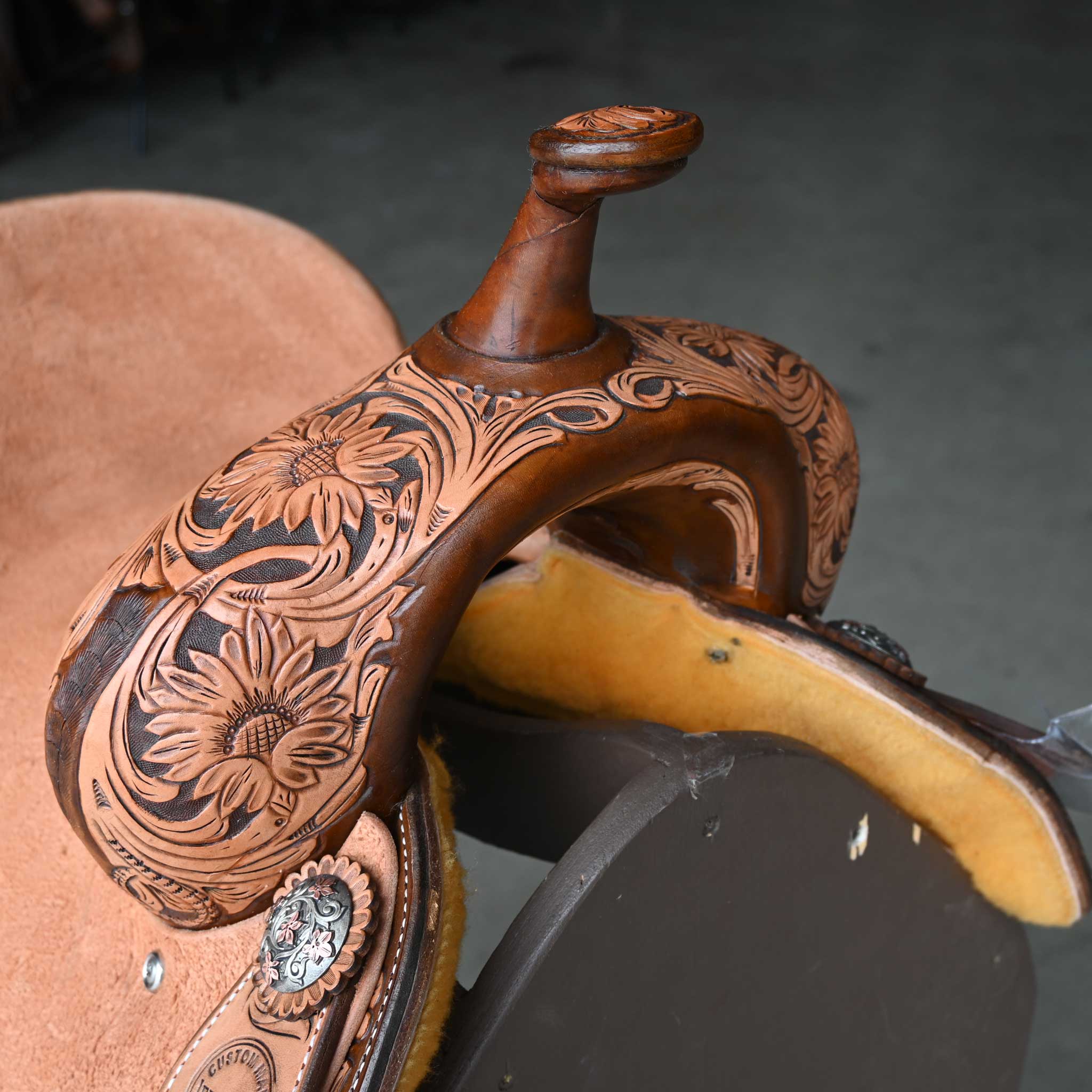 13" JEFF SMITH BARREL SADDLE - Image 2
