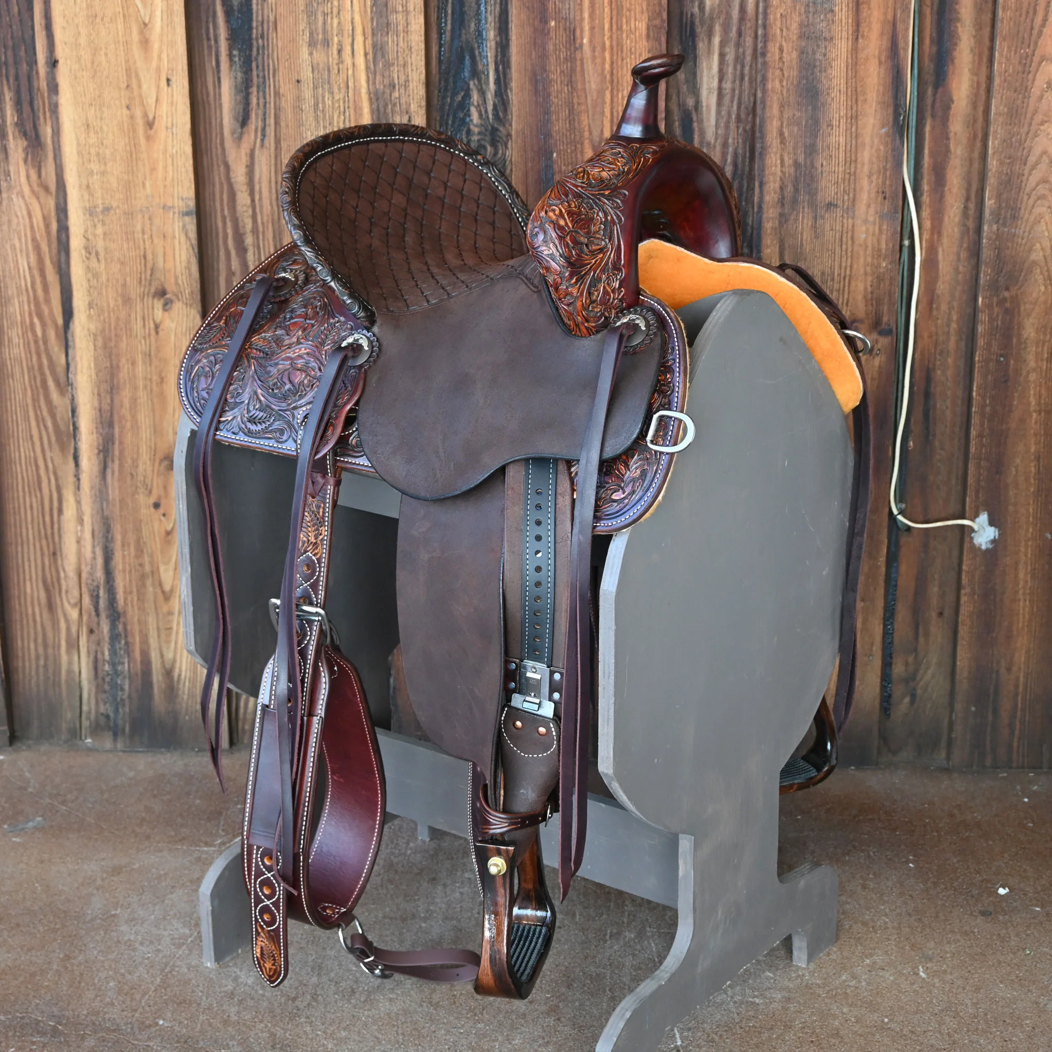 13" MARTIN STINGRAY BARREL SADDLE