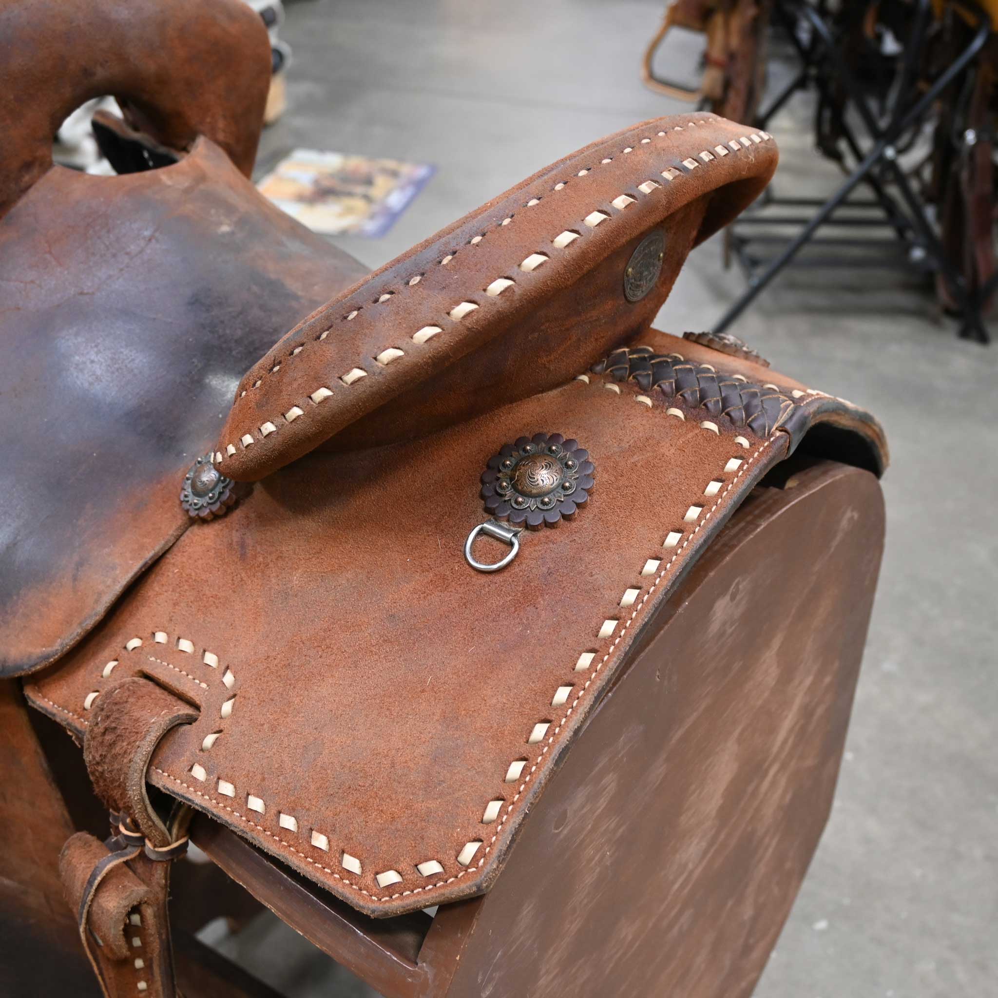 13" USED DOUBLE J THE LEGEND BARREL SADDLE - Image 3