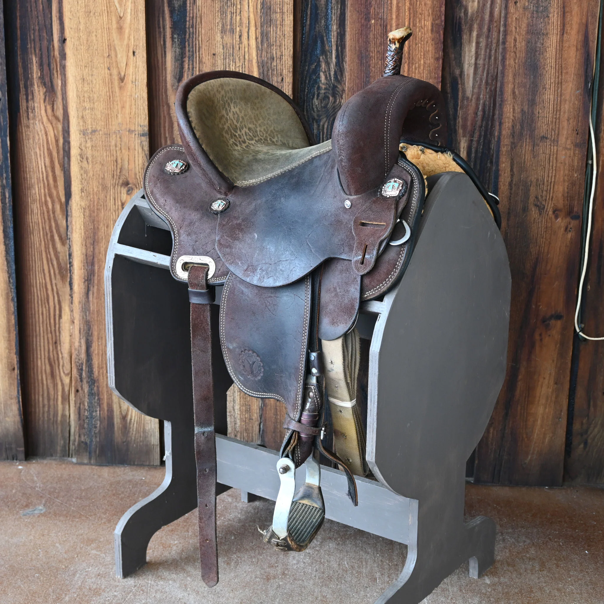 13" USED JEFF SMITH CIRCLE Y BARREL SADDLE