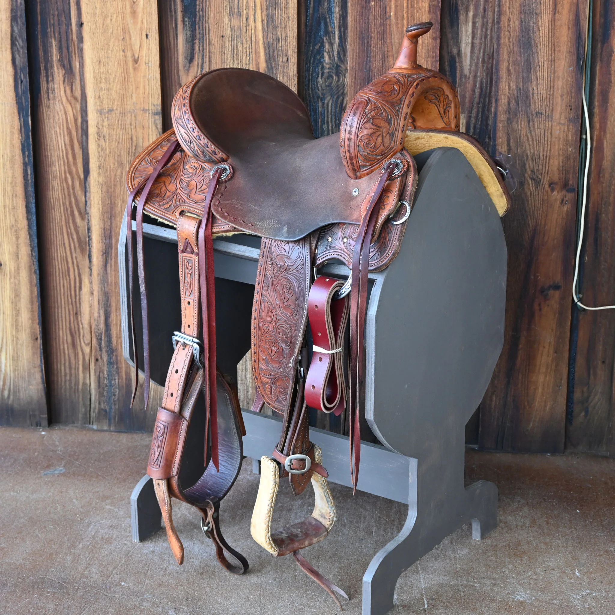 14.5" USED JEFF SMITH TAMI SEMAS BARREL SADDLE