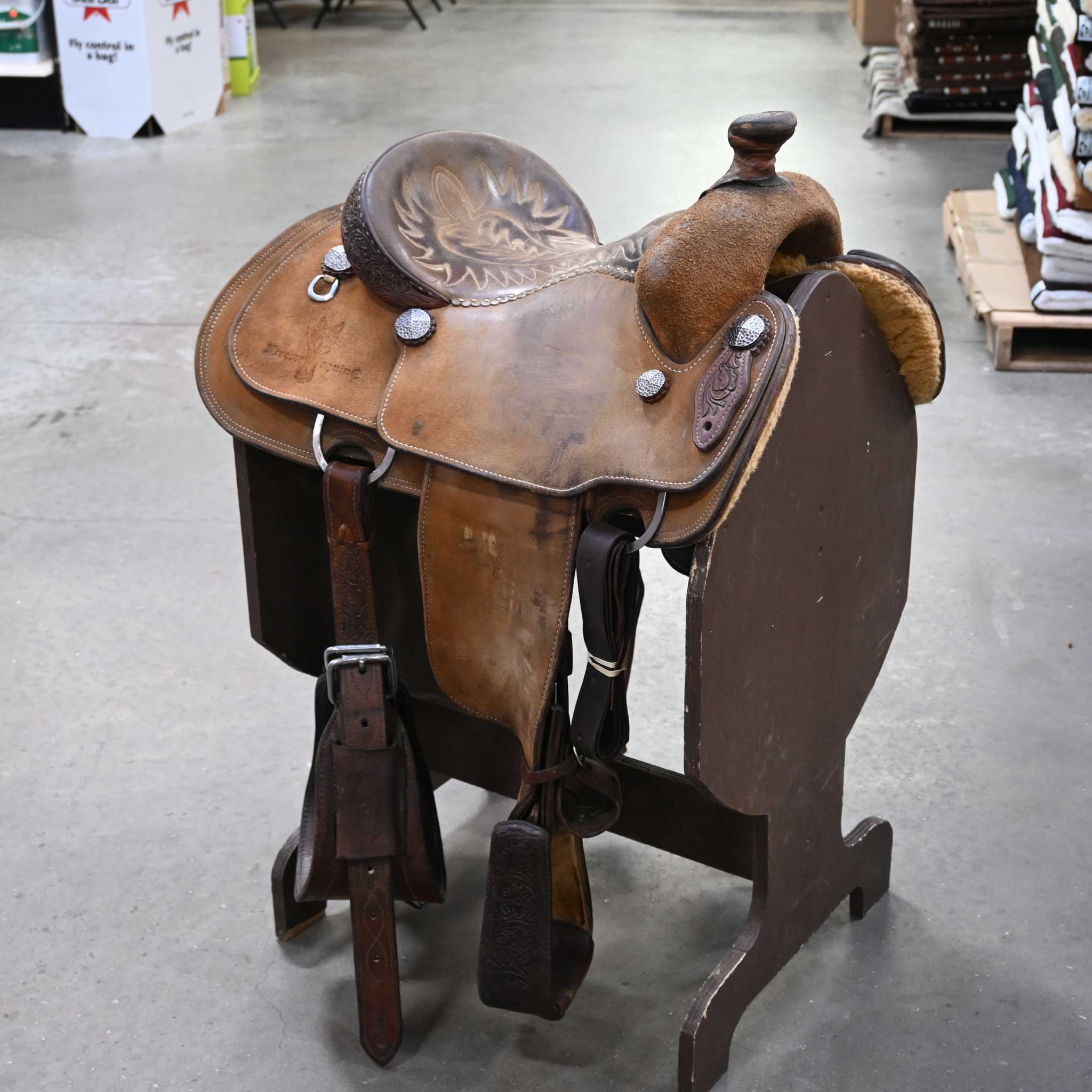 14.5" USED XTREME EQUINE CALF ROPING SADDLE