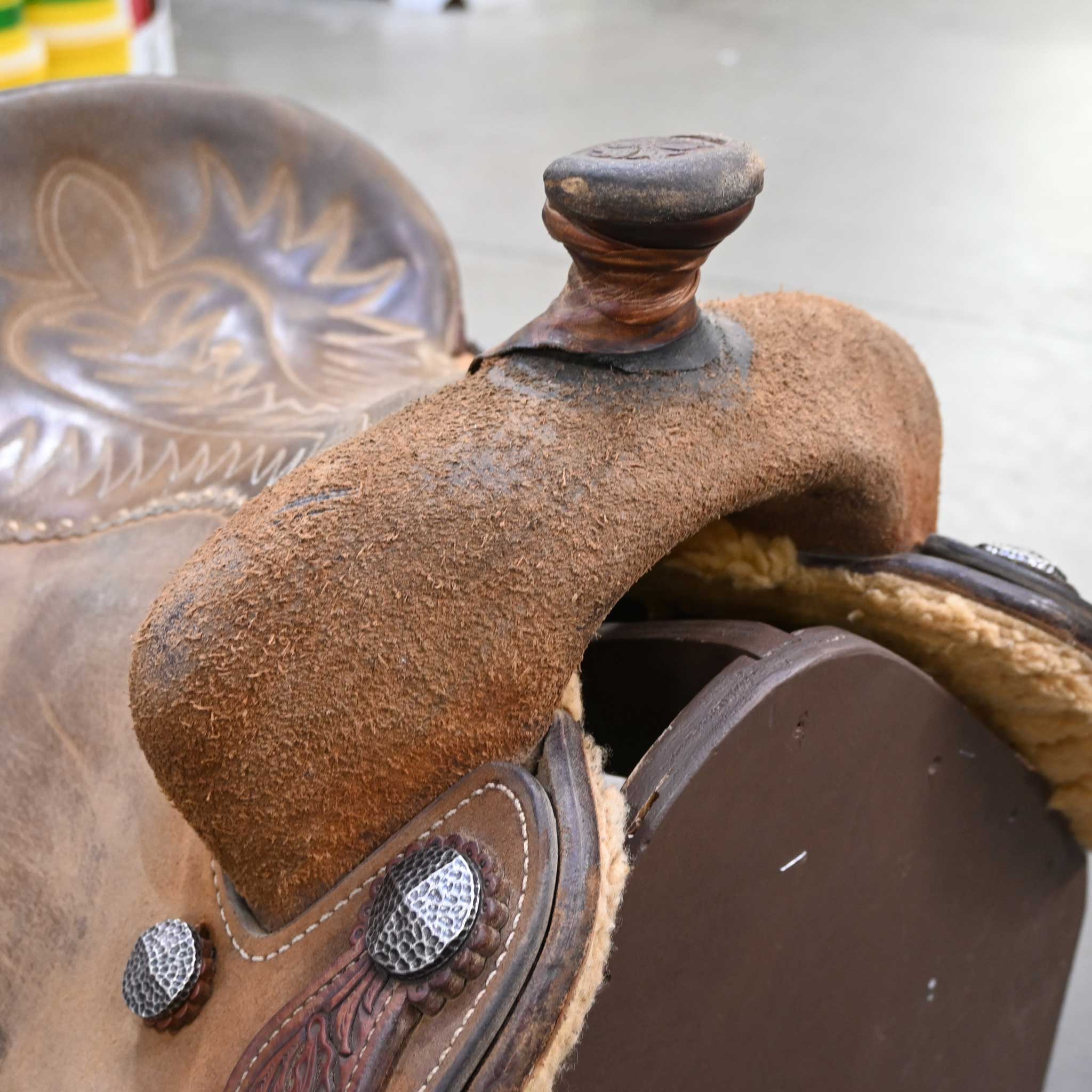 14.5" USED XTREME EQUINE CALF ROPING SADDLE - Image 2
