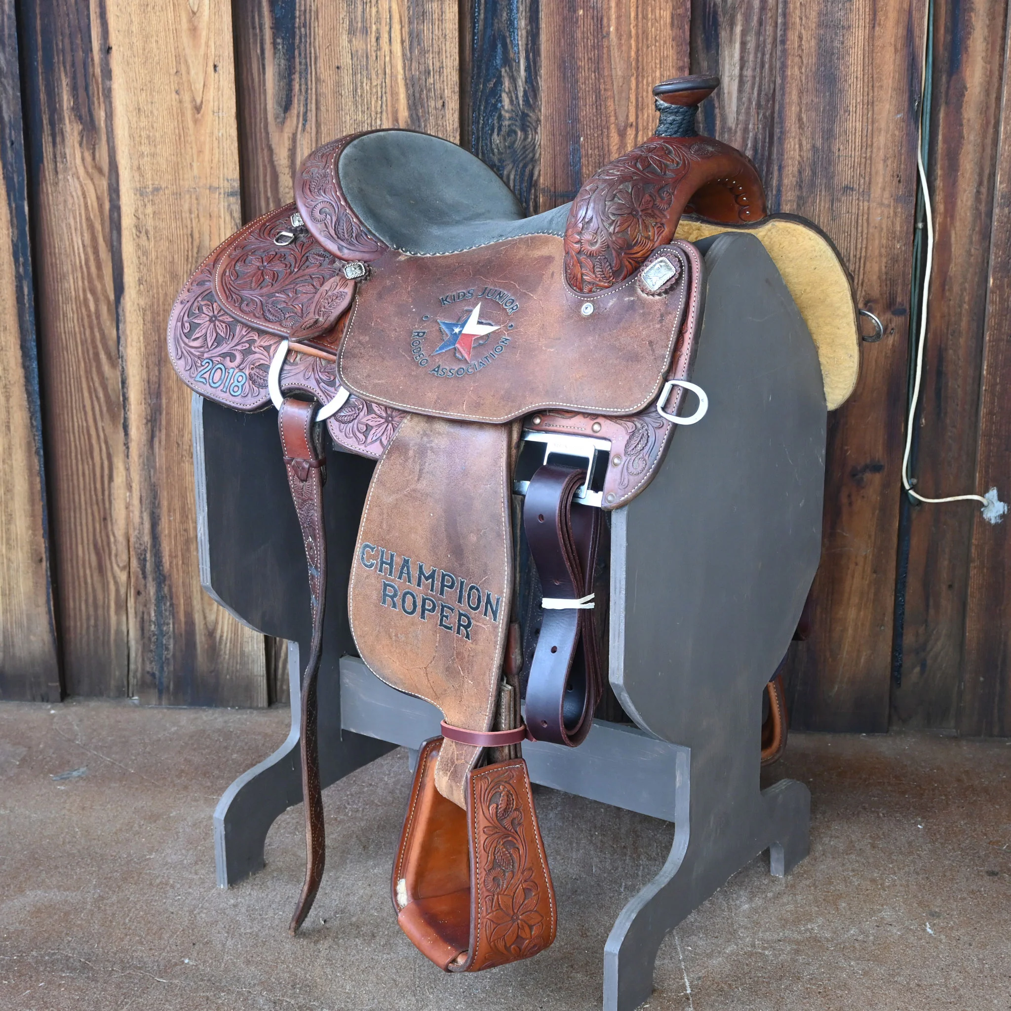 14" USED MARTIN CALF ROPING SADDLE
