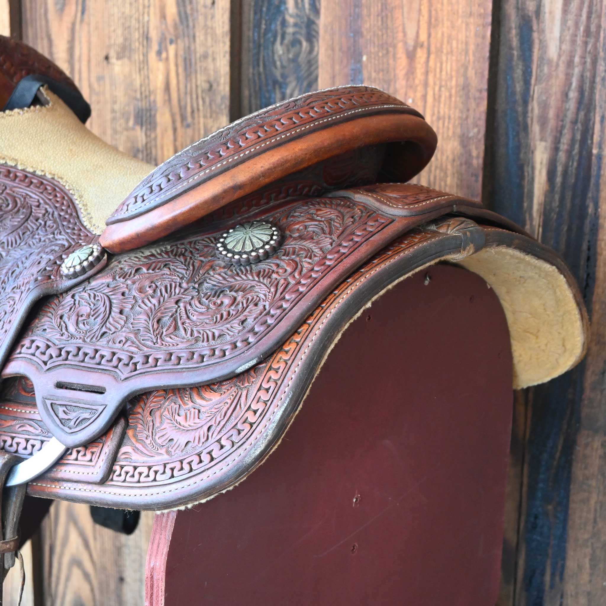 15.5" USED COWBOY COLLECTION TEAM ROPING SADDLE - Image 3
