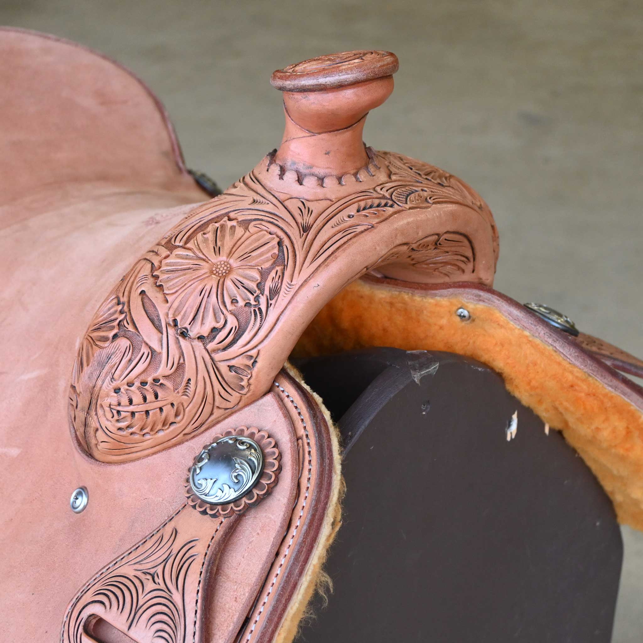 15" JEFF SMITH ALL AROUND SADDLE - Image 2