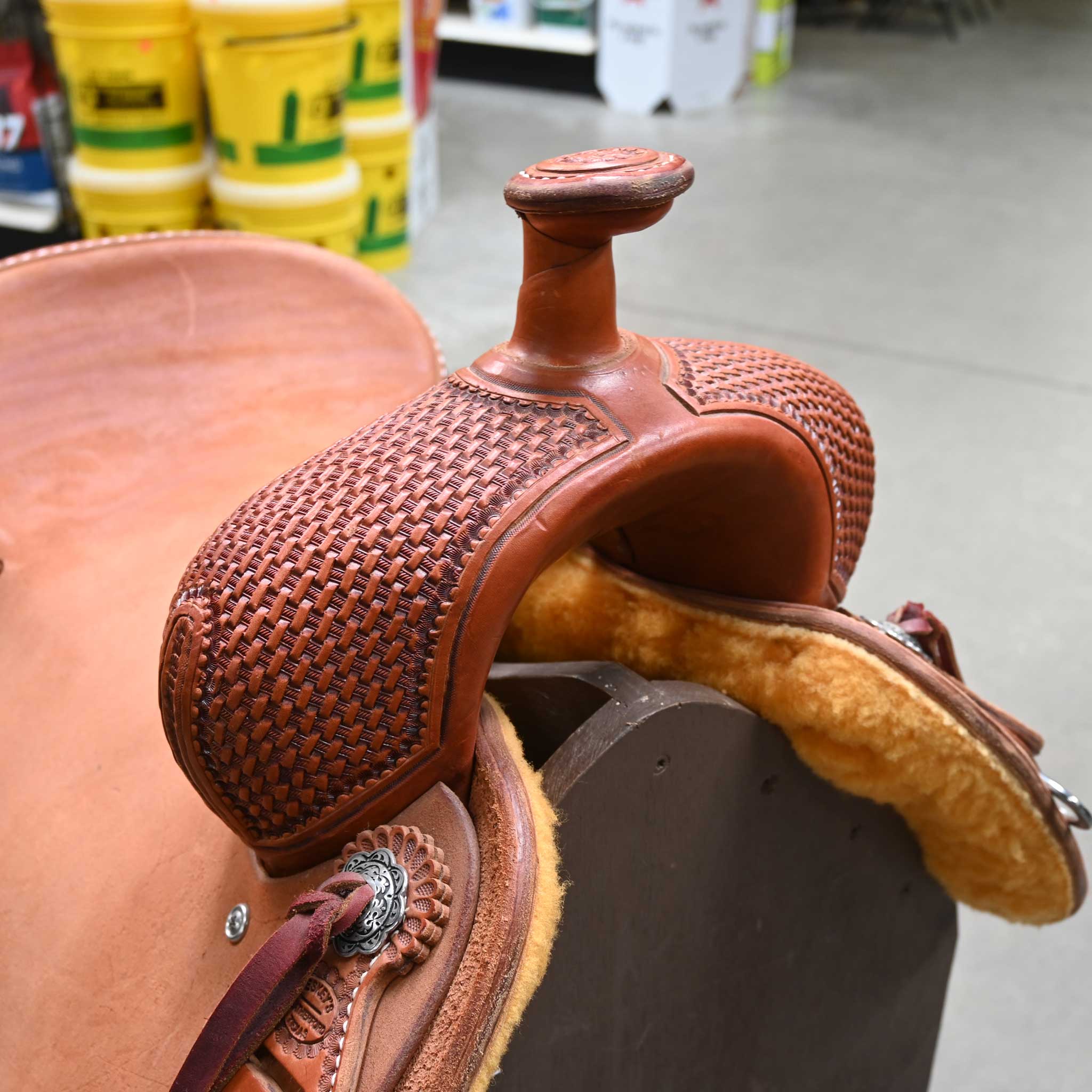 15" TESKEY'S RANCH CUTTER SADDLE - Image 2