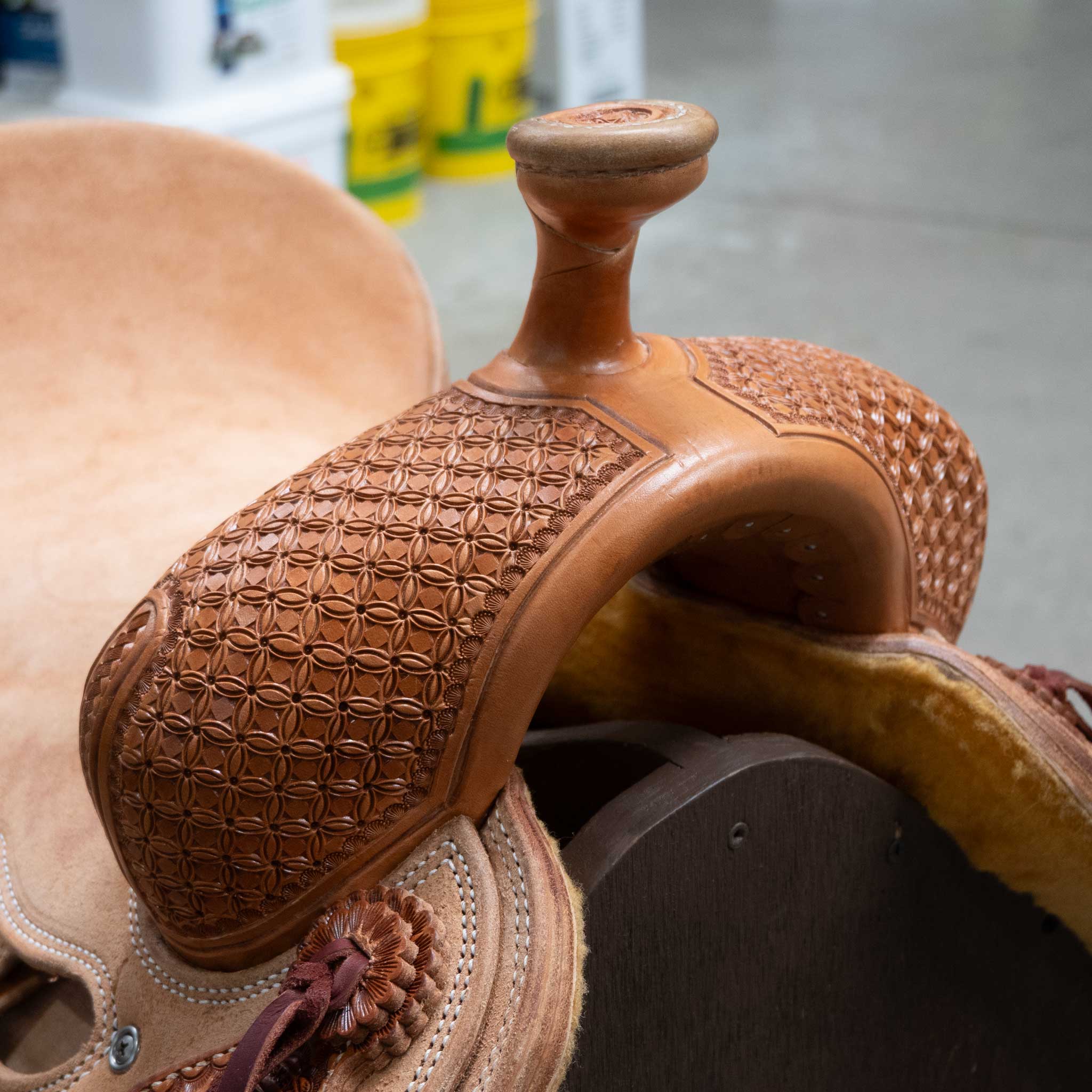15" TESKEY'S RANCH CUTTER SADDLE - Image 2