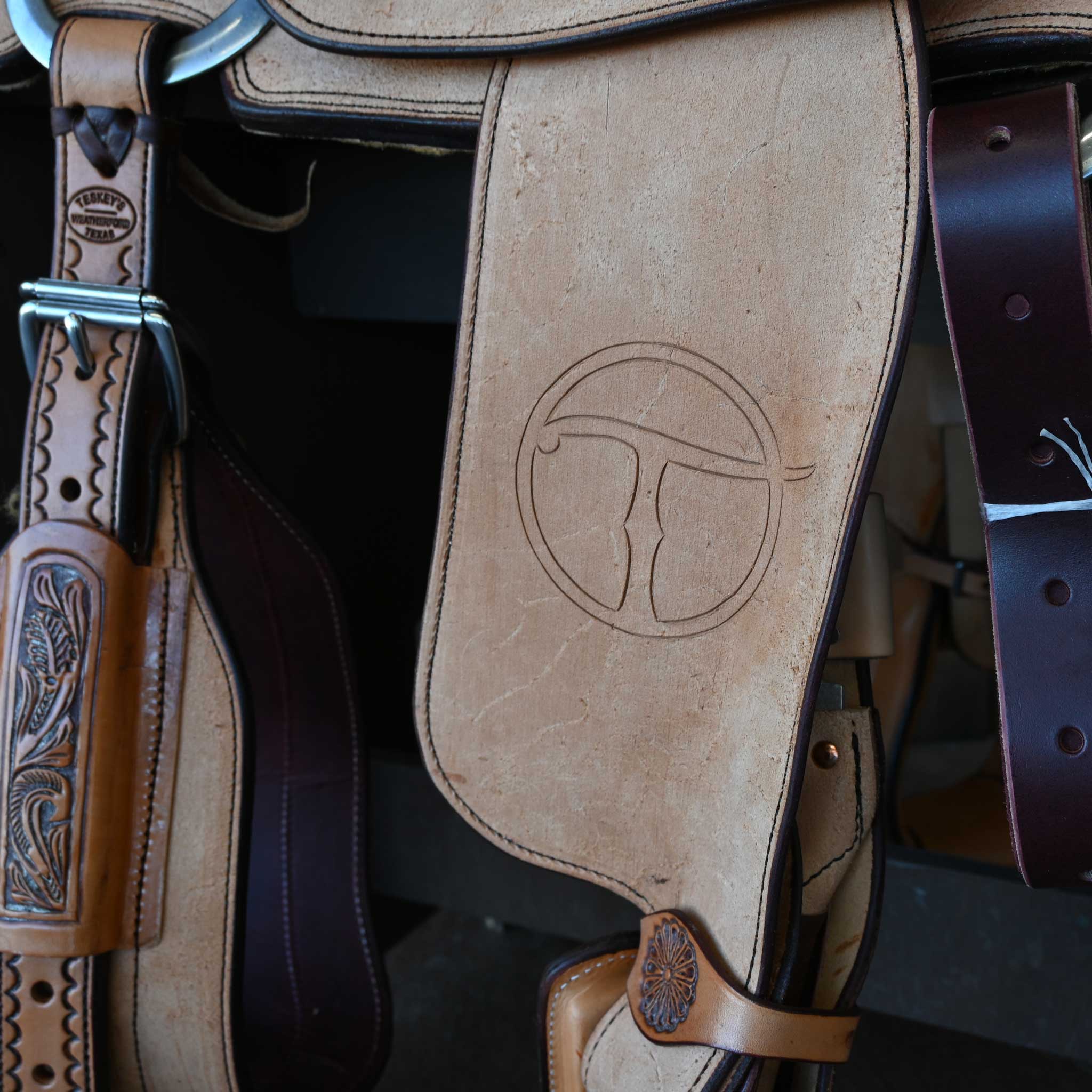 15" TESKEY'S TEAM ROPING SADDLE - Image 3