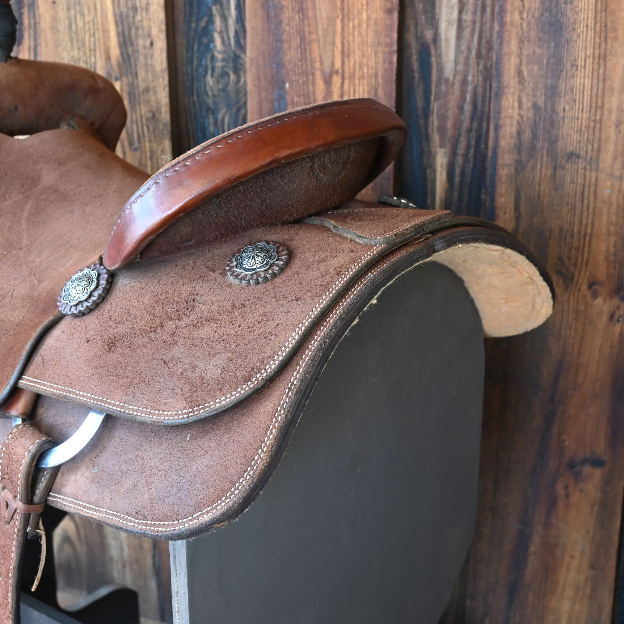 15" USED NRS TEAM ROPING SADDLE - Image 3