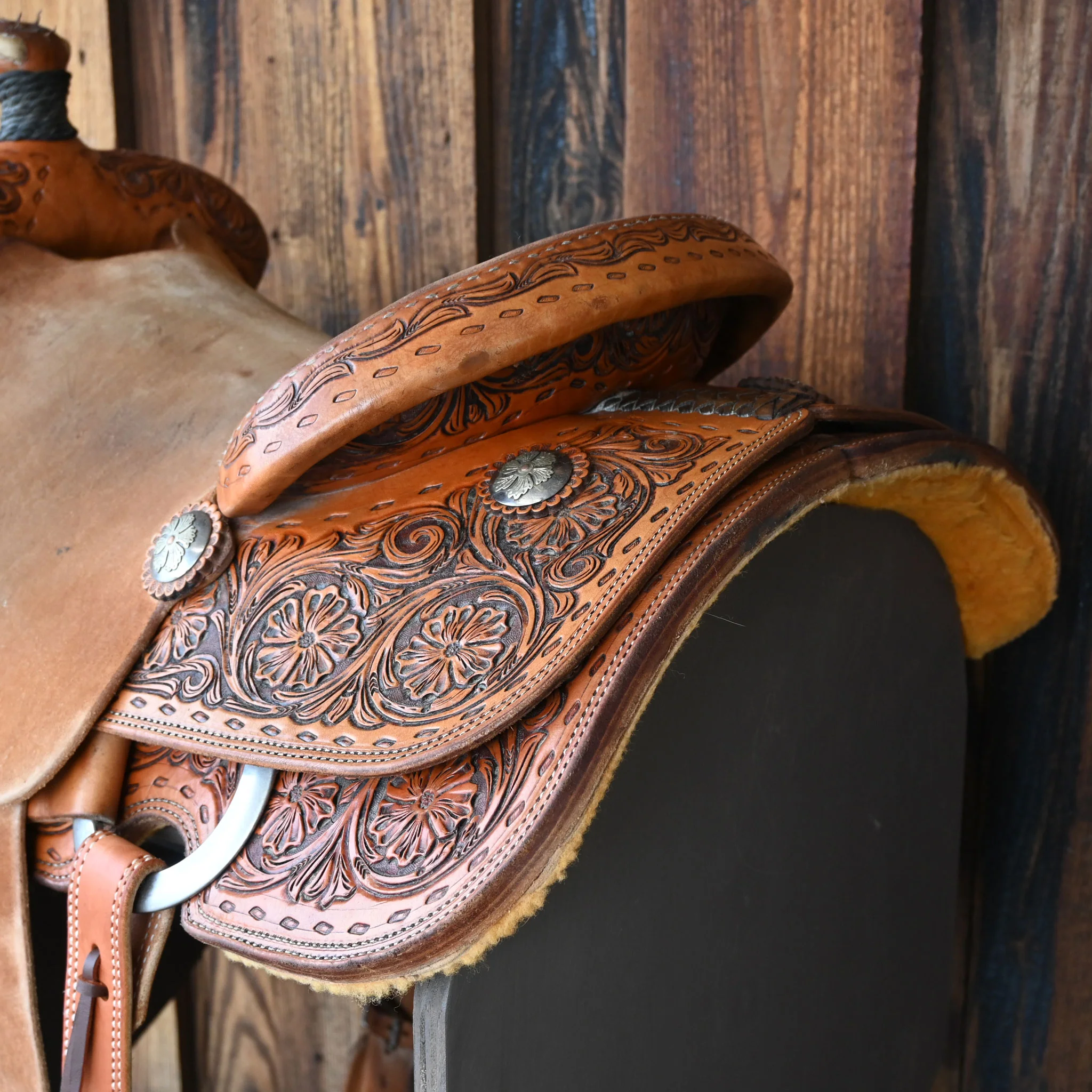 15" USED TESKEY'S CALF ROPING SADDLE - Image 3