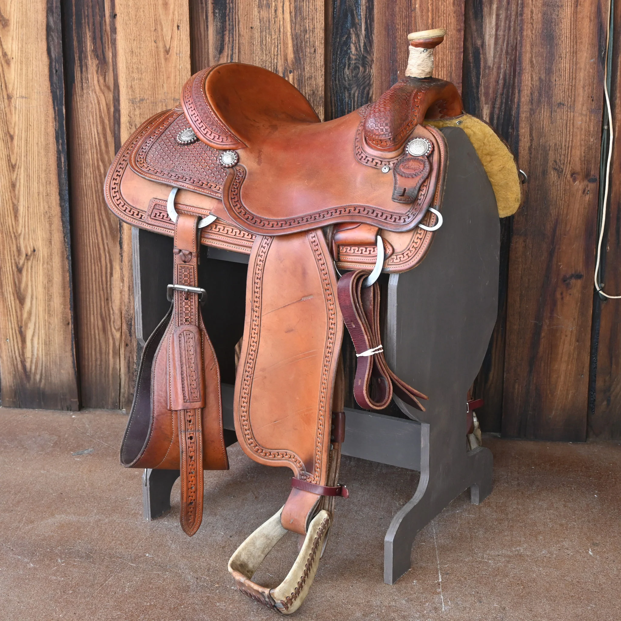 15" USED TESKEY'S TEAM ROPING SADDLE