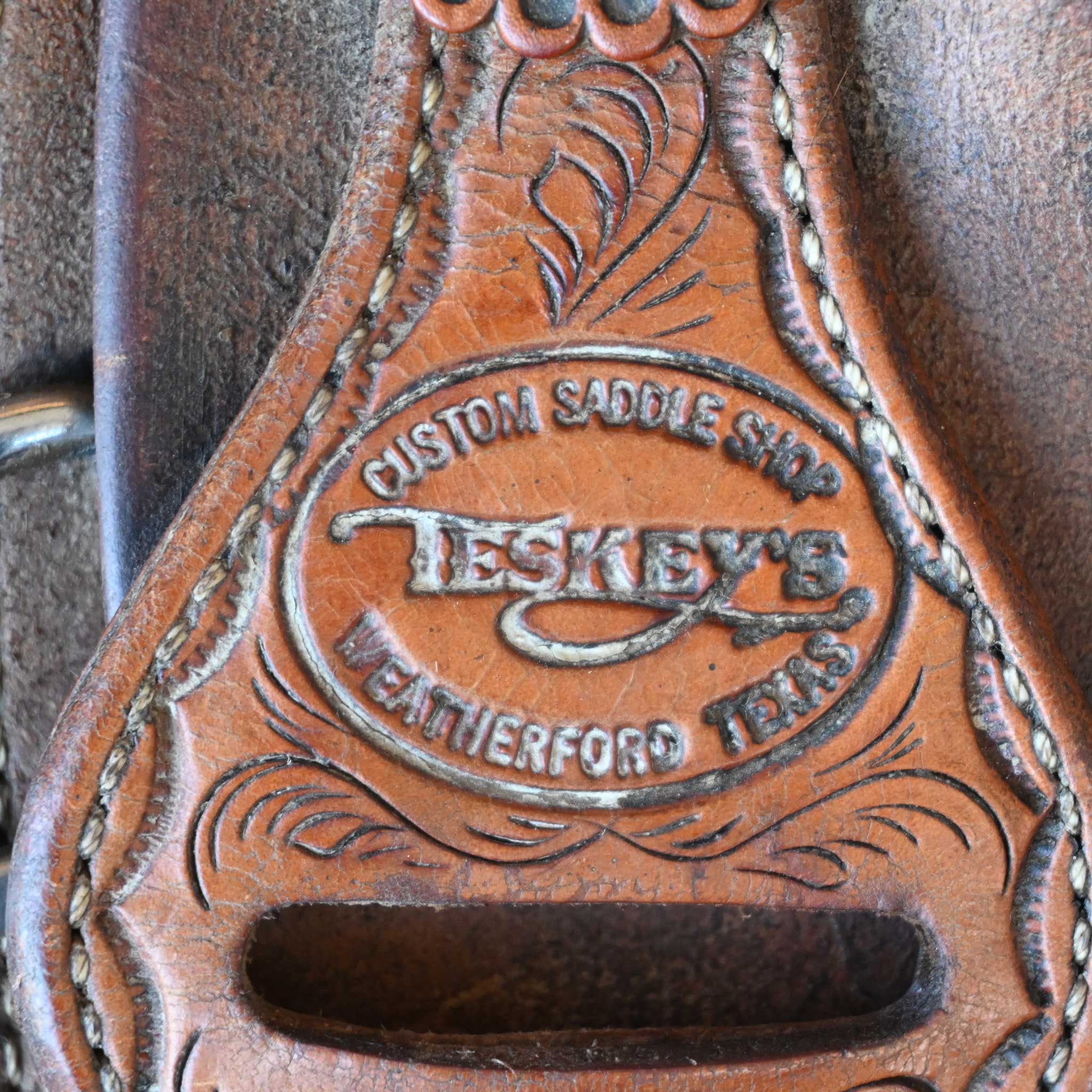 15" USED TESKEY'S TEAM ROPING SADDLE - Image 4