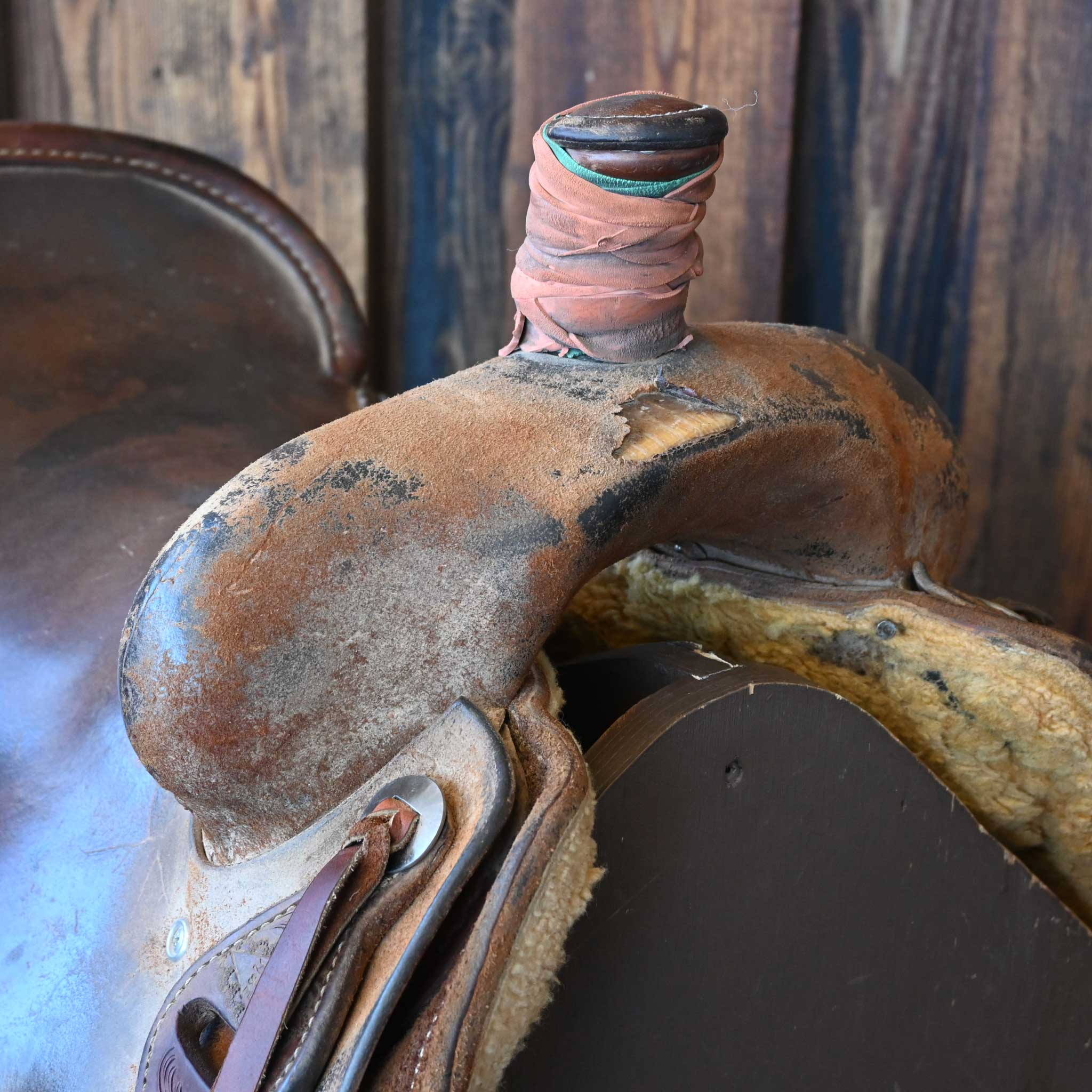 16.5" USED LUKE LANE RANCH SADDLE - Image 2