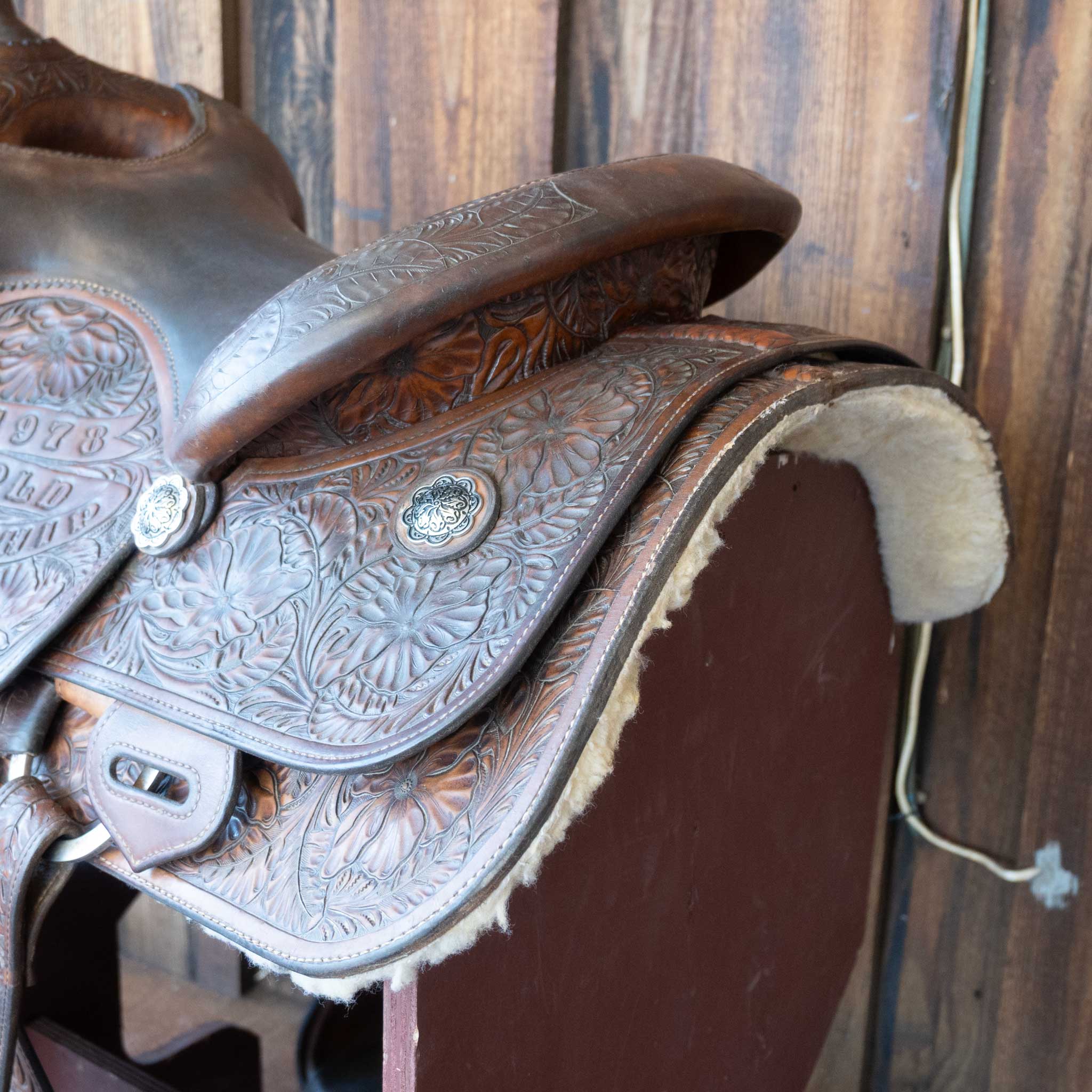 16" USED GARY ANGLIN RANCH SADDLE - Image 3