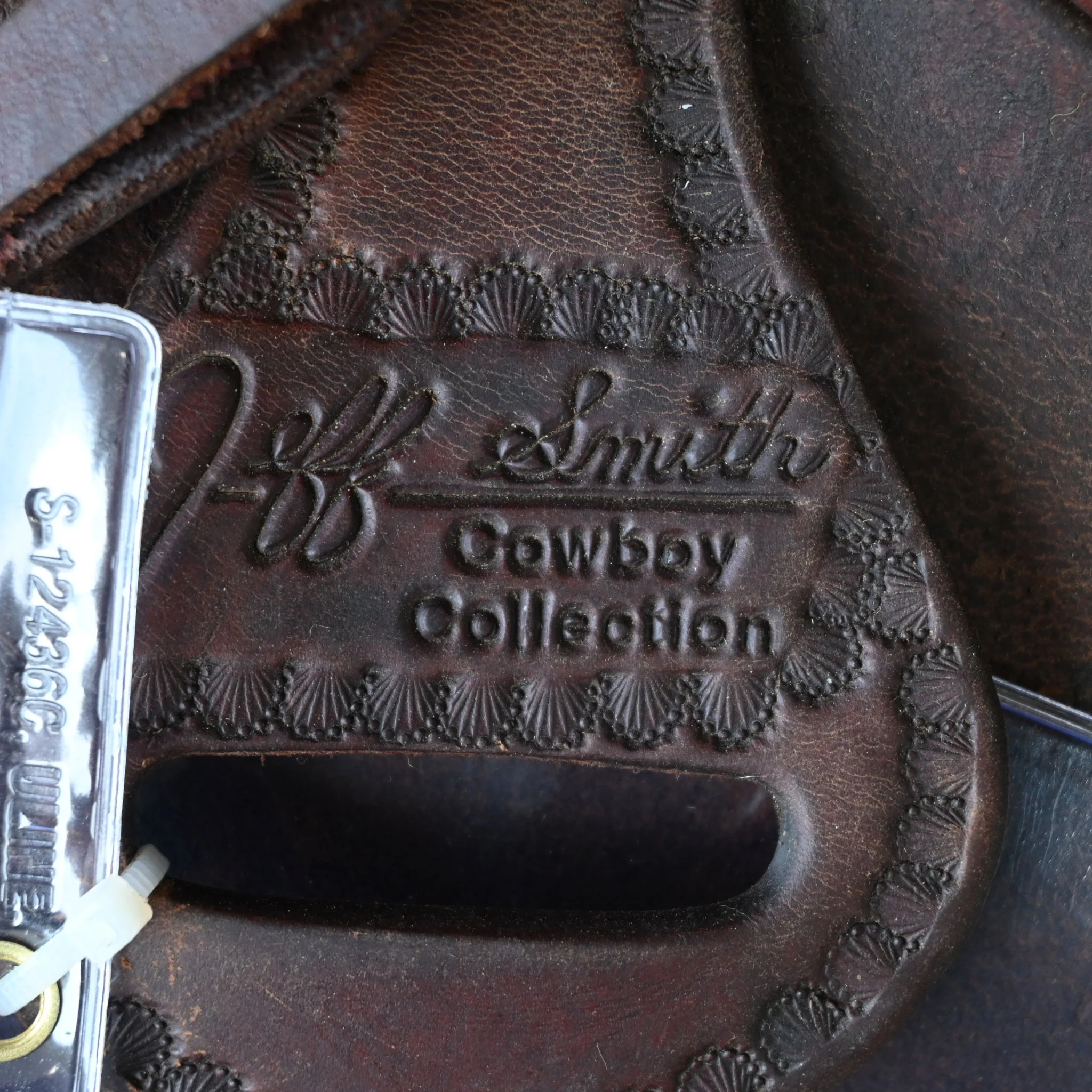 16" USED JEFF SMITH TEAM ROPING SADDLE - Image 4