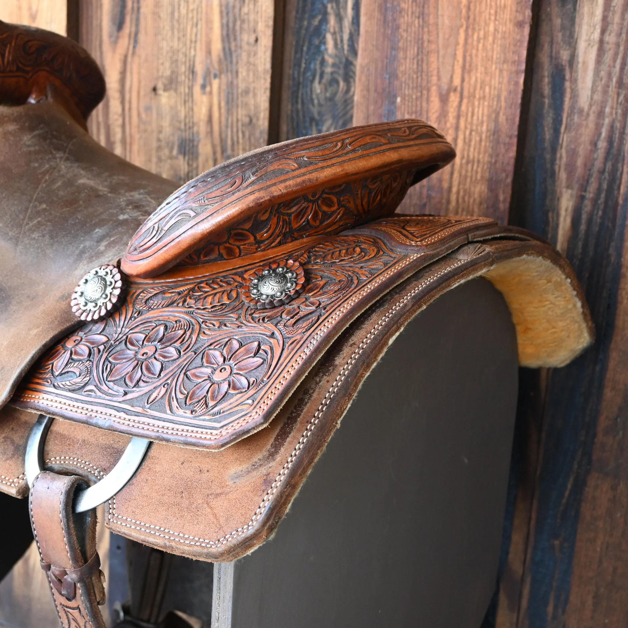 16" USED TRENT WARD TEAM ROPING SADDLE - Image 3