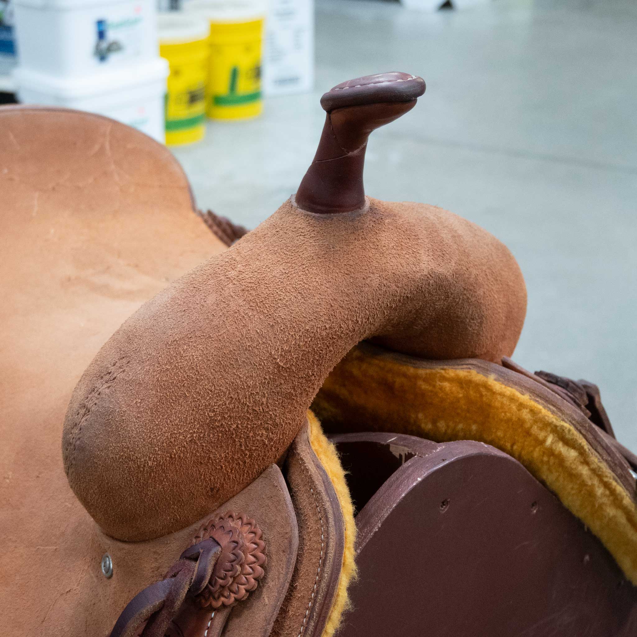 17" USED AUSTIN VALIMONT CUTTING SADDLE - Image 2