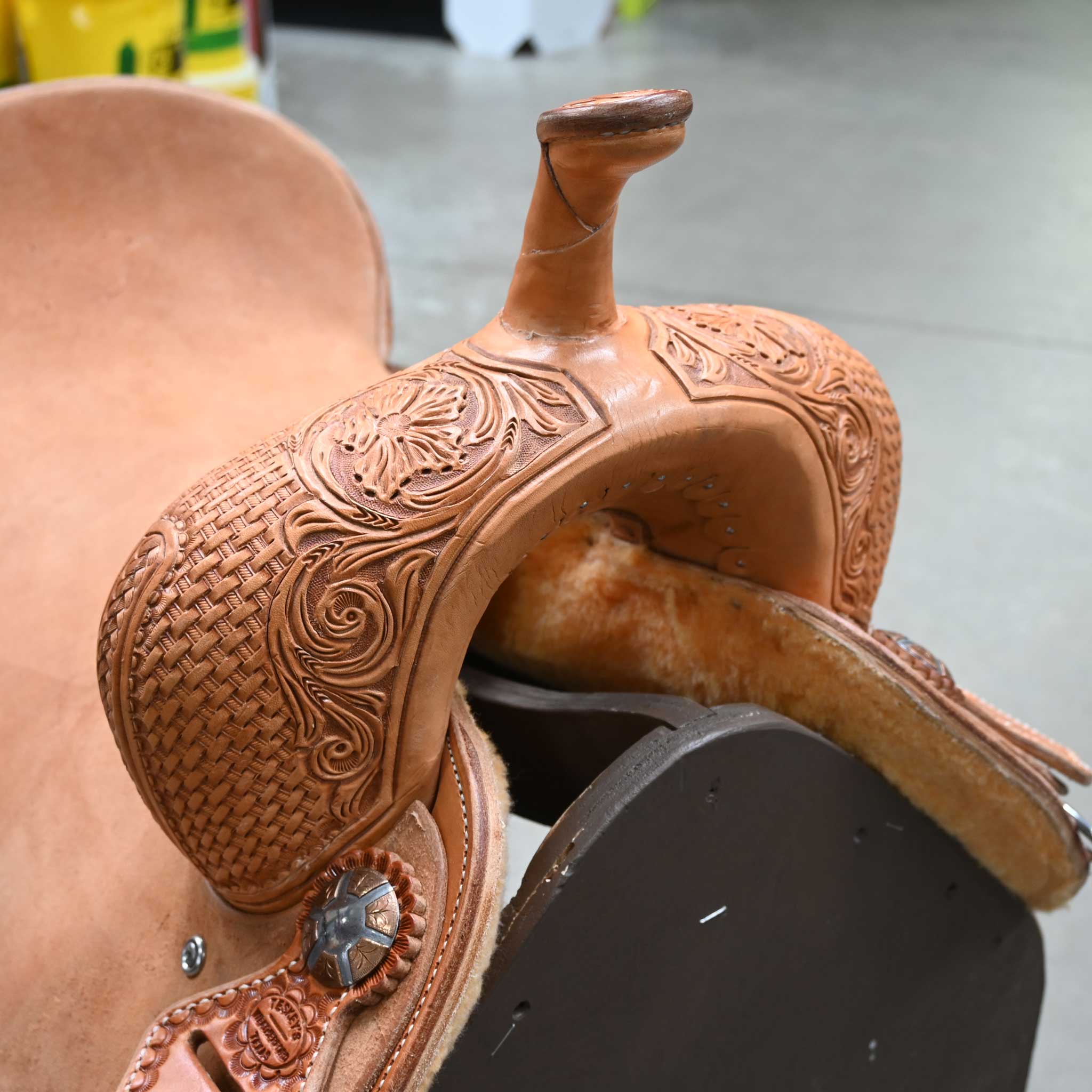 18" TESKEY'S BARREL SADDLE - Image 2