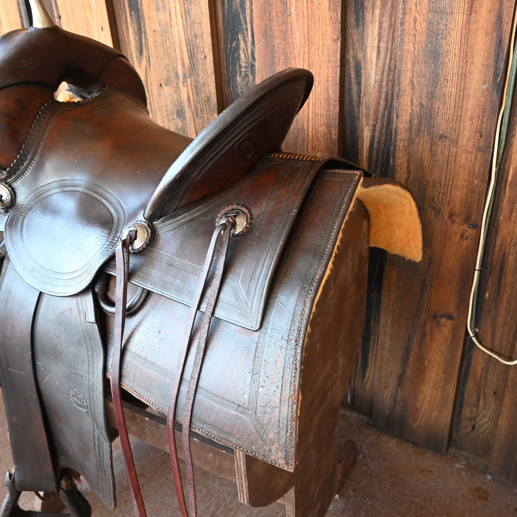 1890's Vintage RT Frazier Saddle - Image 4
