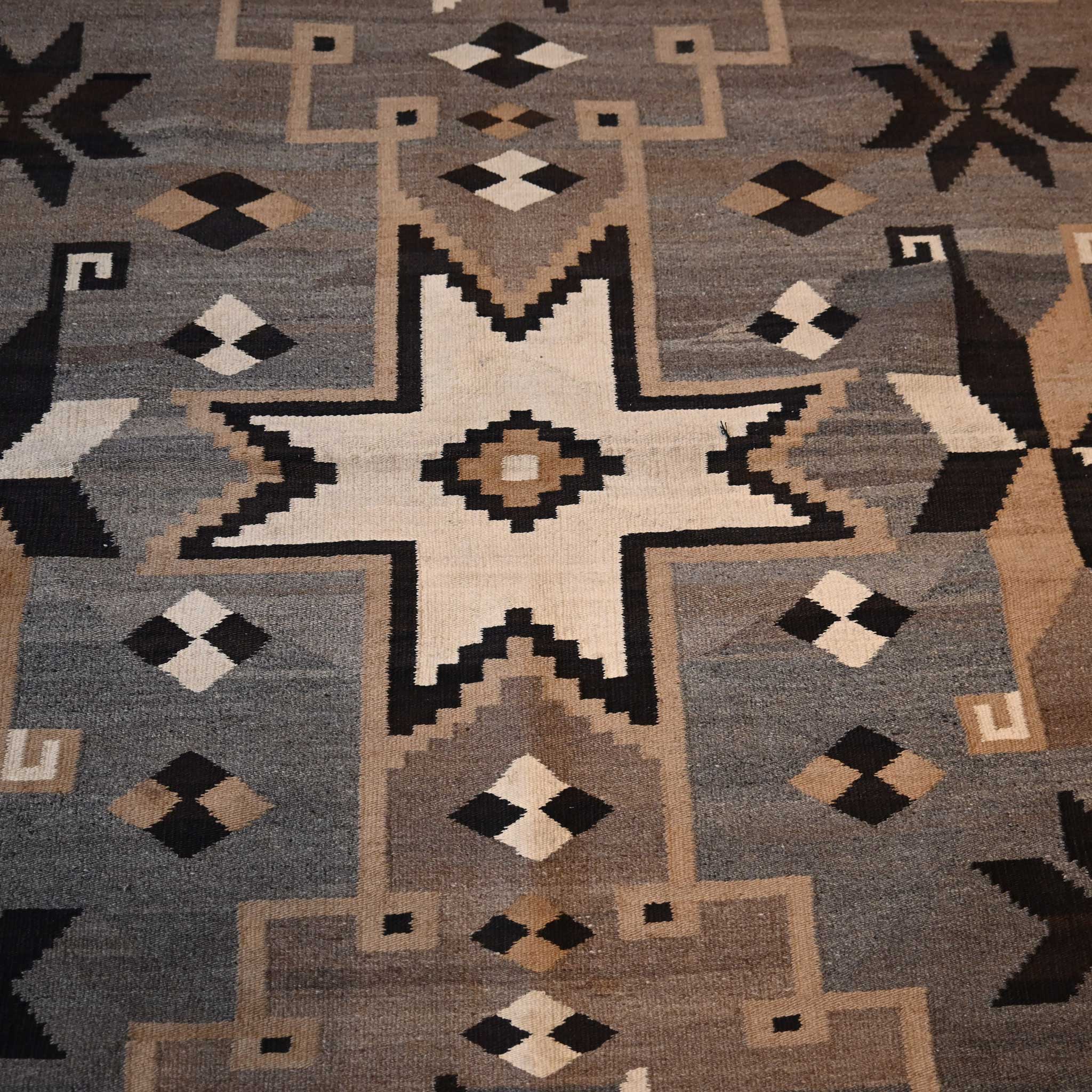 1900-10's Tight Navajo Rug - Image 3