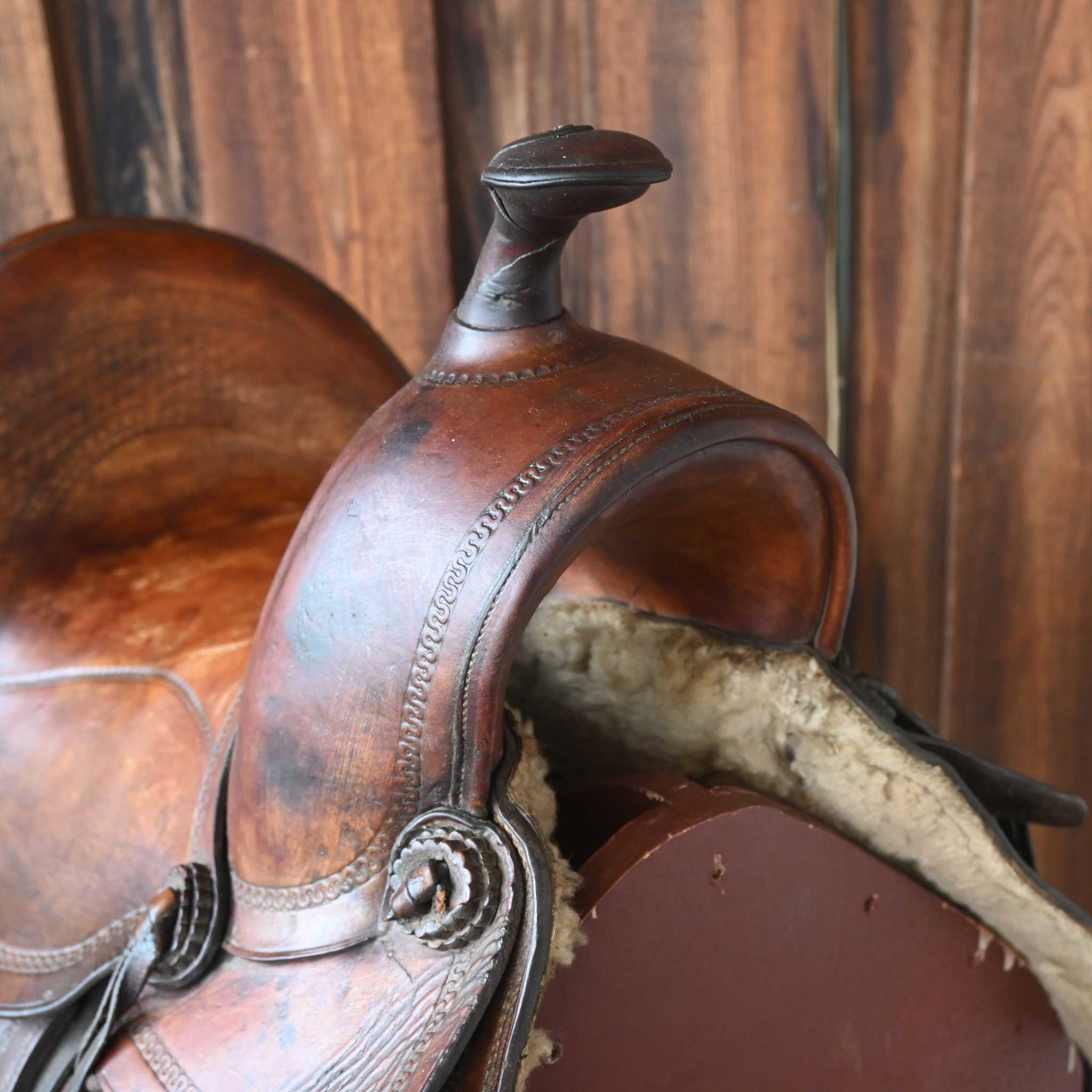 1900's Vintage Saddle - Image 2