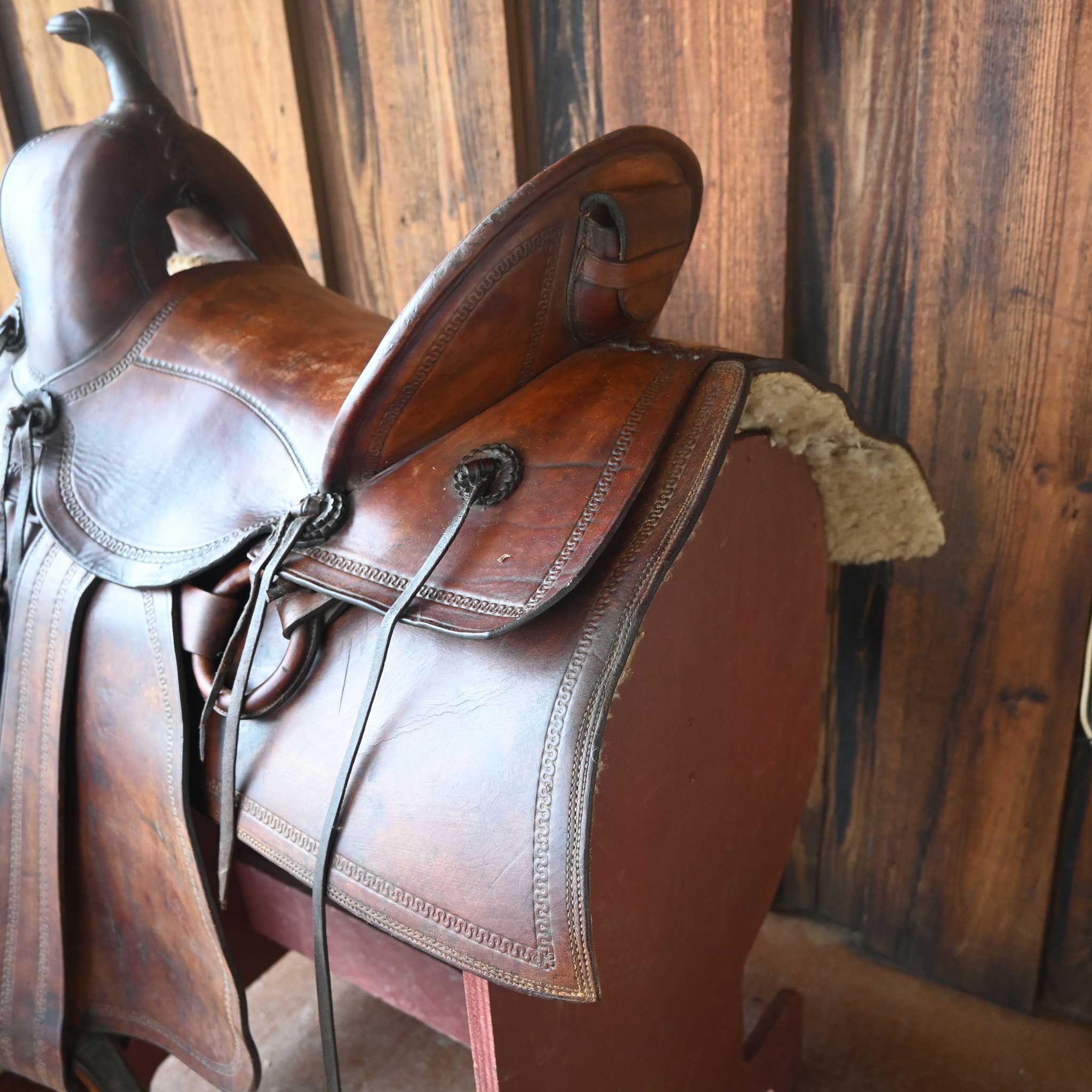 1900's Vintage Saddle - Image 4