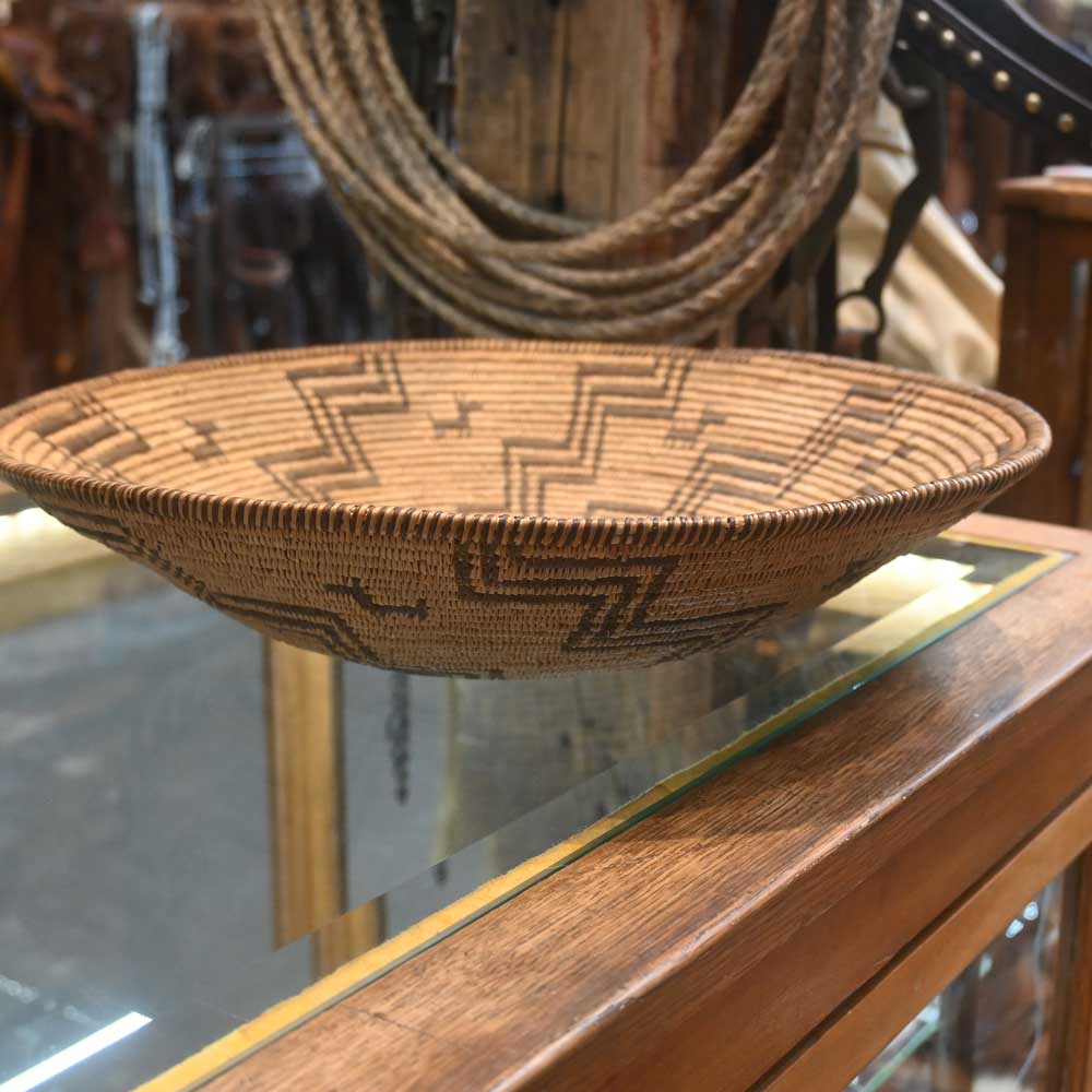 Apache Indian 1920's Handmade Woven Basket - Image 2