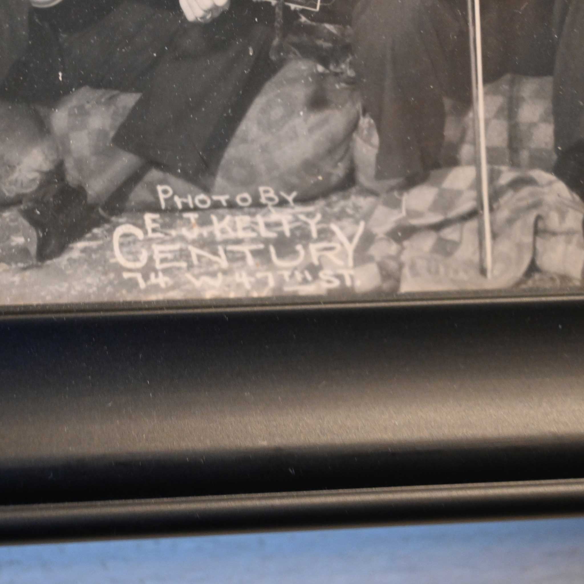 1933 World Series Rodeo Contestants - Image 3