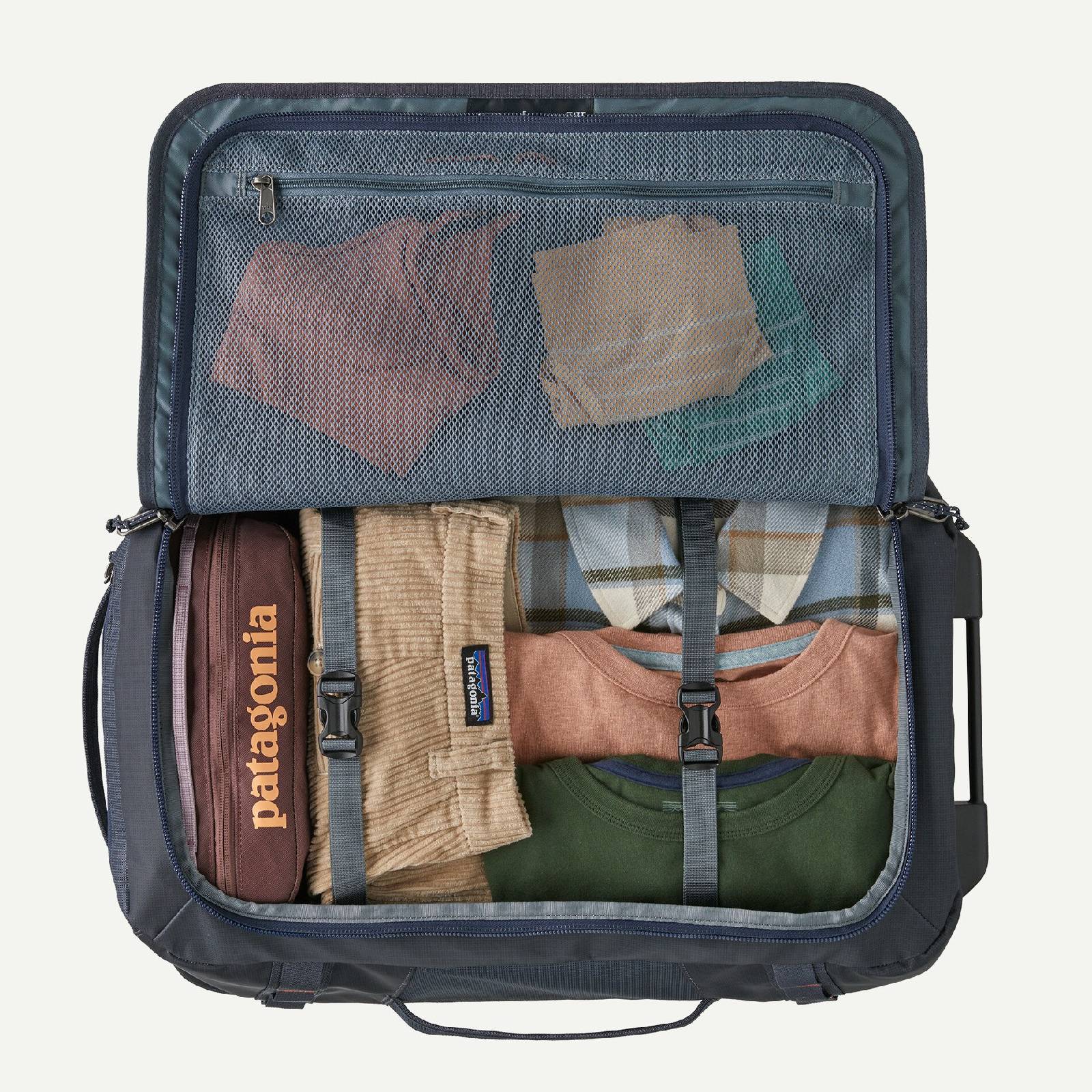 Patagonia 40L Black Hole Wheeled Duffle - Black - Image 5