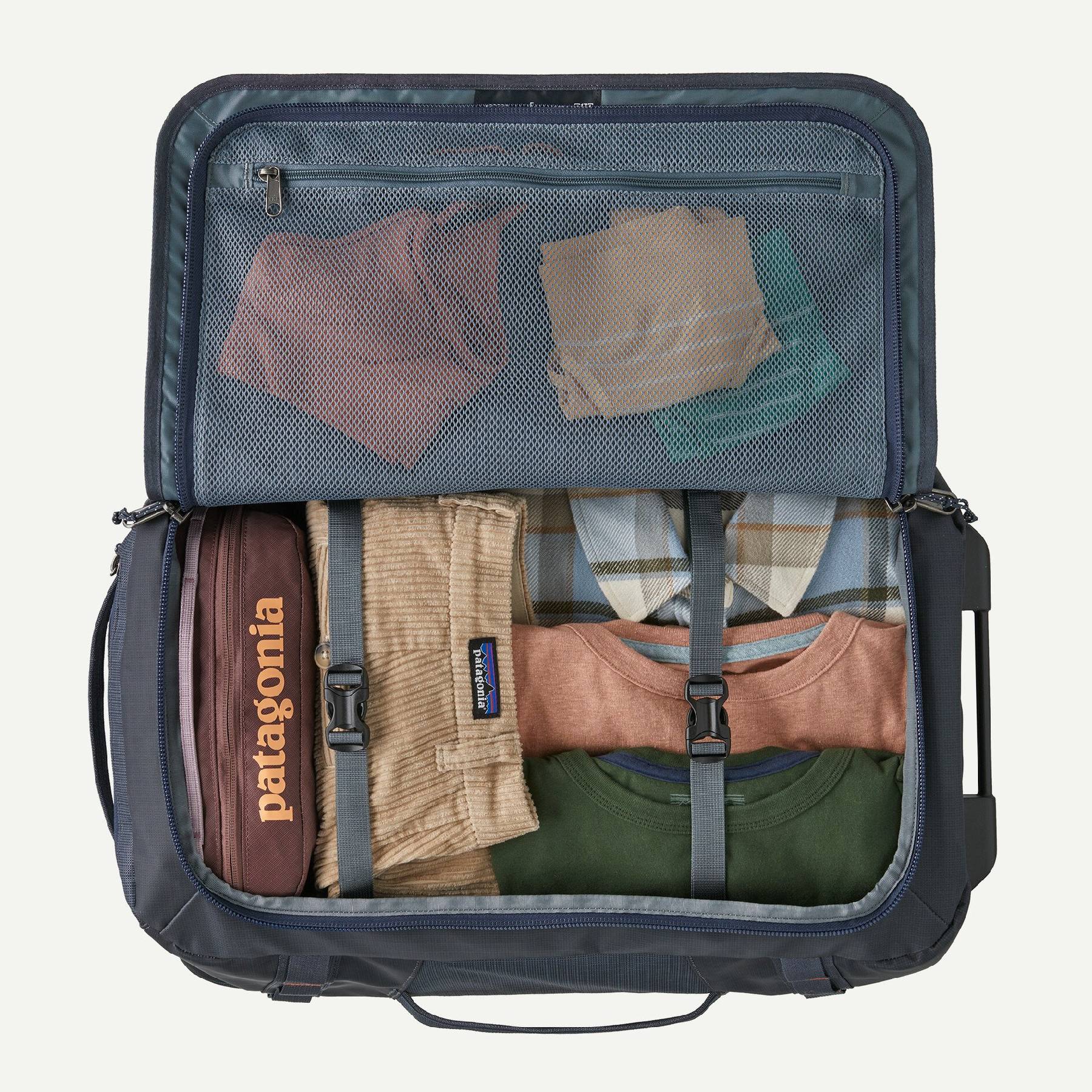 Patagonia 40L Black Hole Wheeled Duffle Bag - Smolder Blue w/Amanita Red - Image 7