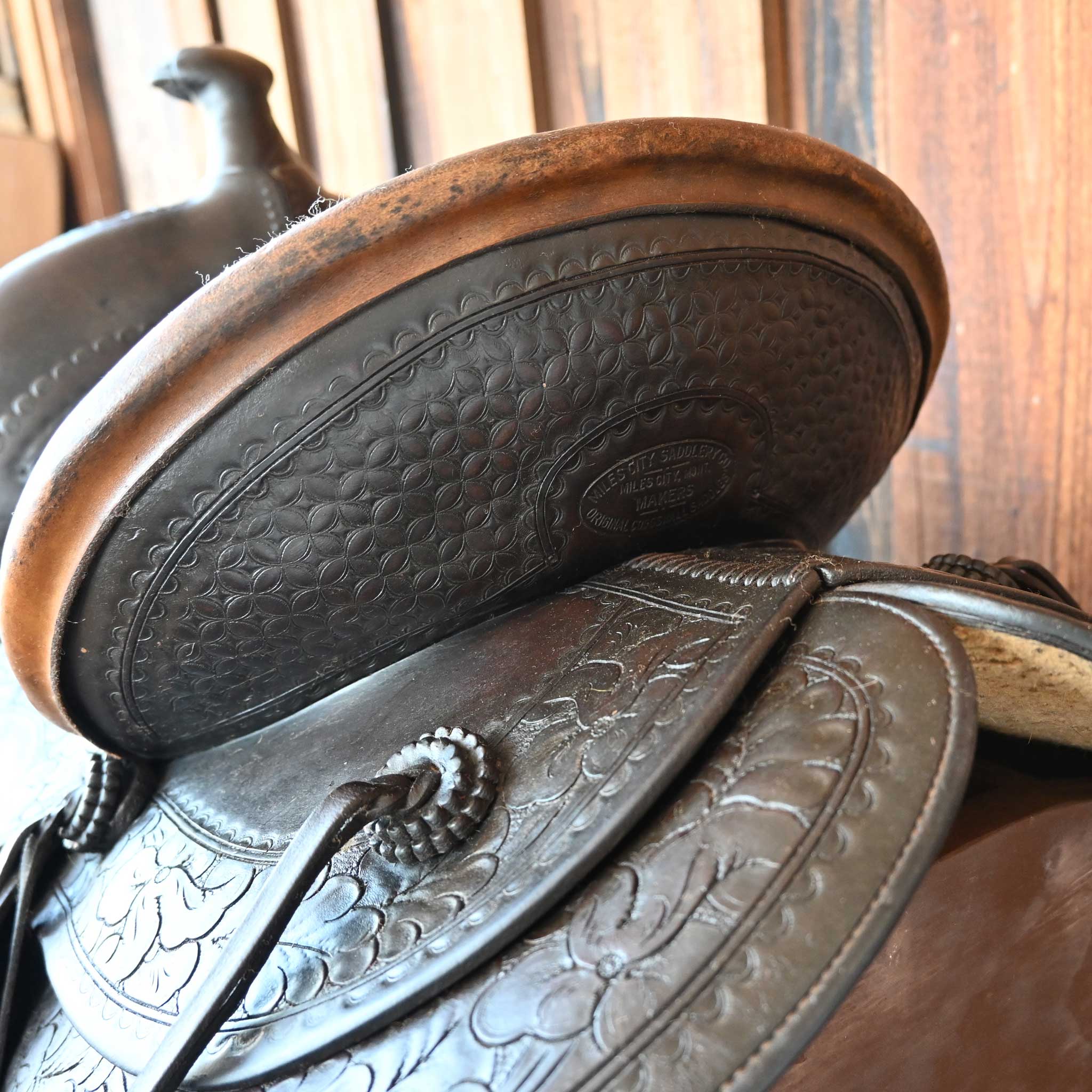 Antique Miles City High Back Saddle - Image 5