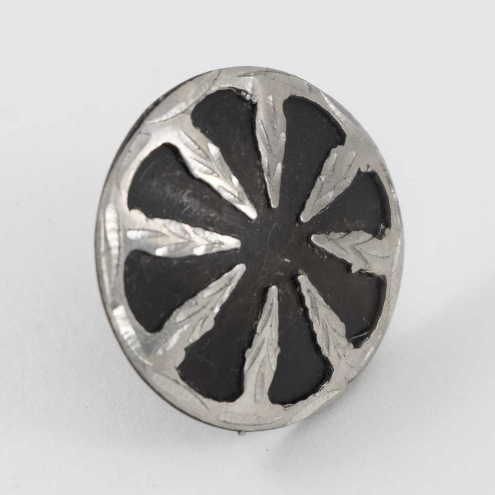 Antique Wagon Wheel Concho