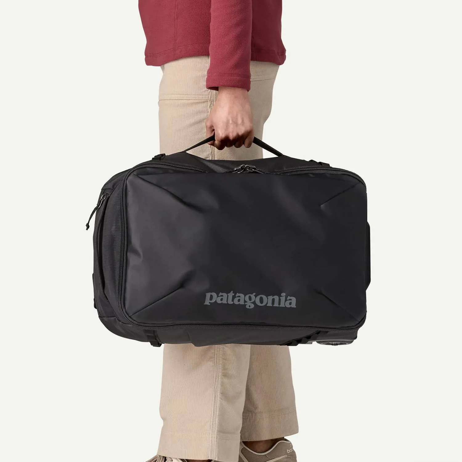 Patagonia Black Hole MLC Wheelie - Black - Image 4