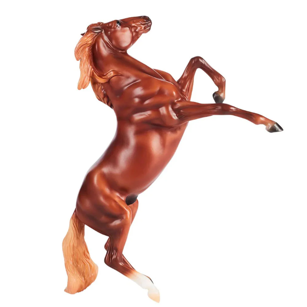 Breyer Chestnut Mustang - Image 3