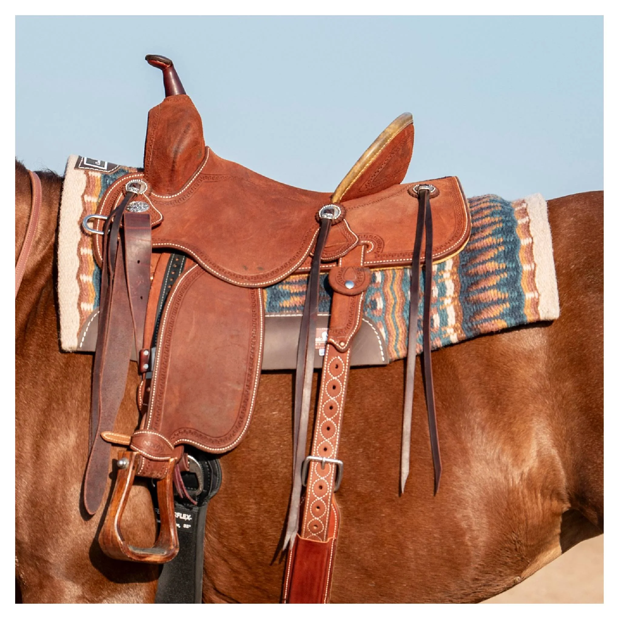 Classic Equine Contour Wool Top Felt Pad - 32"x34" - Image 9