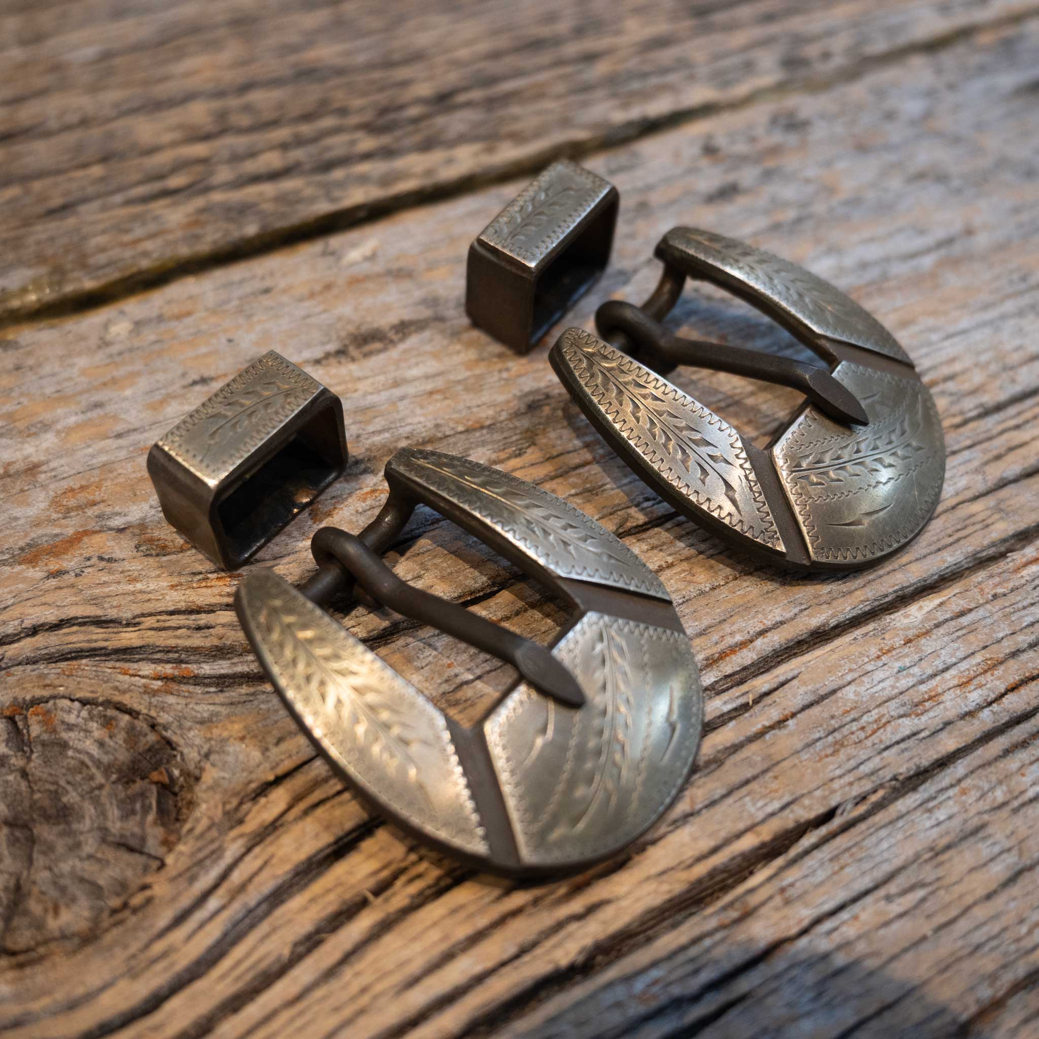 Clint 5/8" Silver Mounted 2pc Buckle Set - Image 2