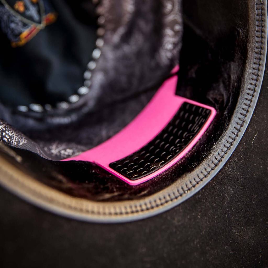 Bandit Flamingo Pink Hat Cinch - Image 2