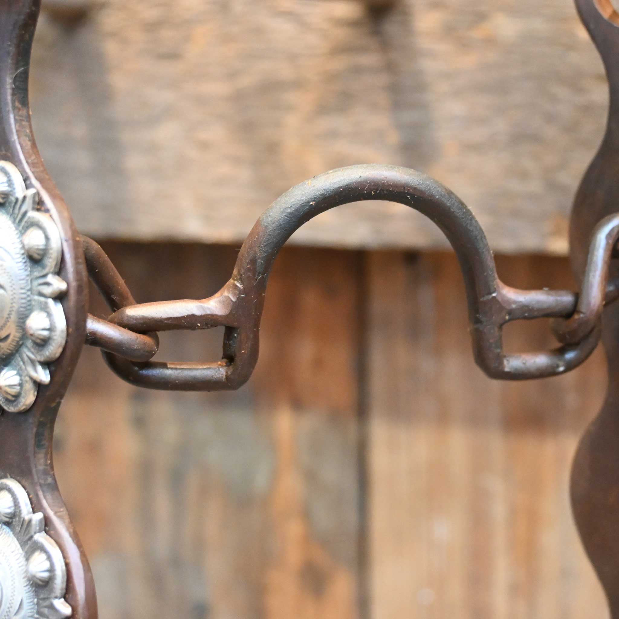Dale Myres Engraved Conchos Chain Port Bit - Image 2