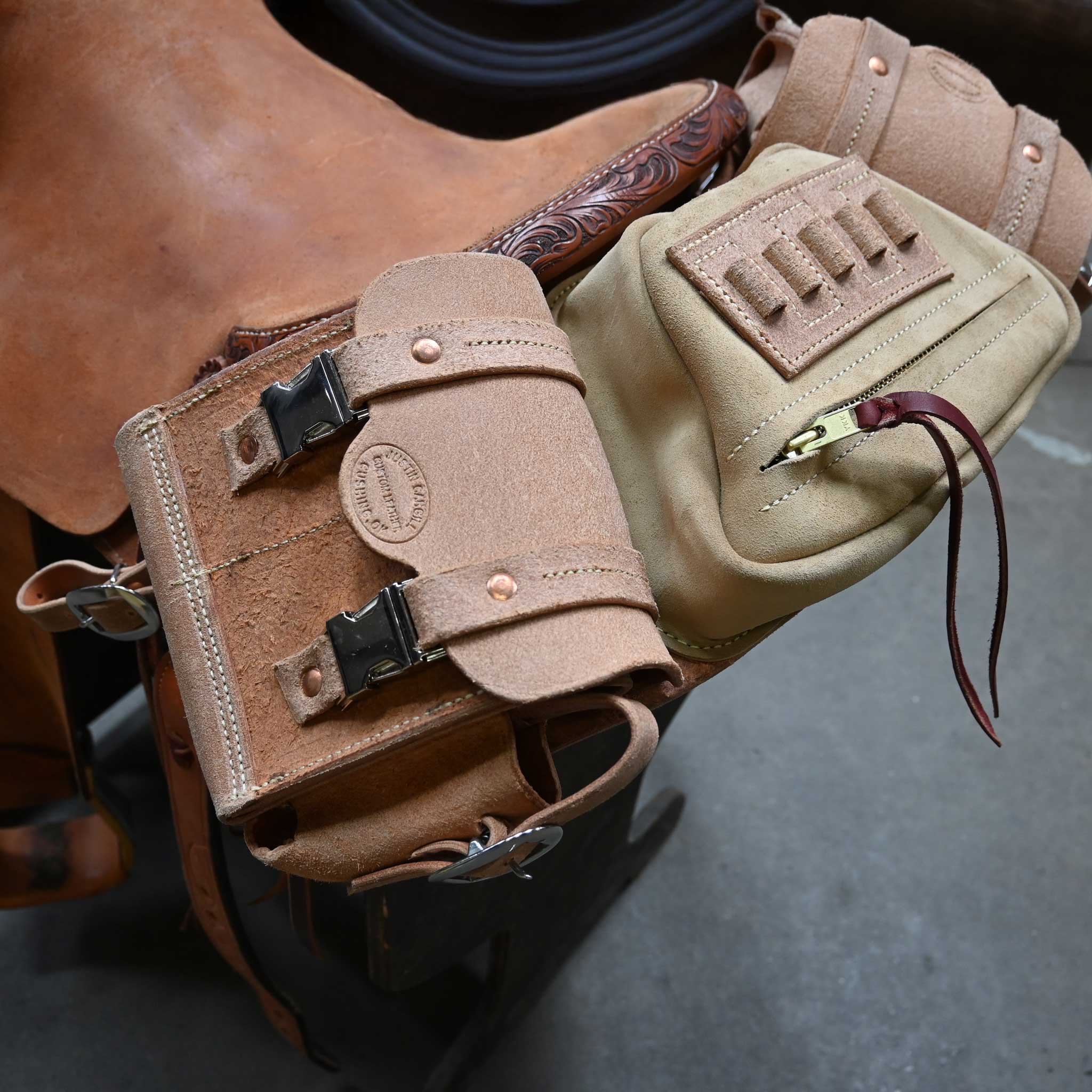 Handmade Justin Cargill Medicine Saddle Bags w/Quick Snaps - Image 2