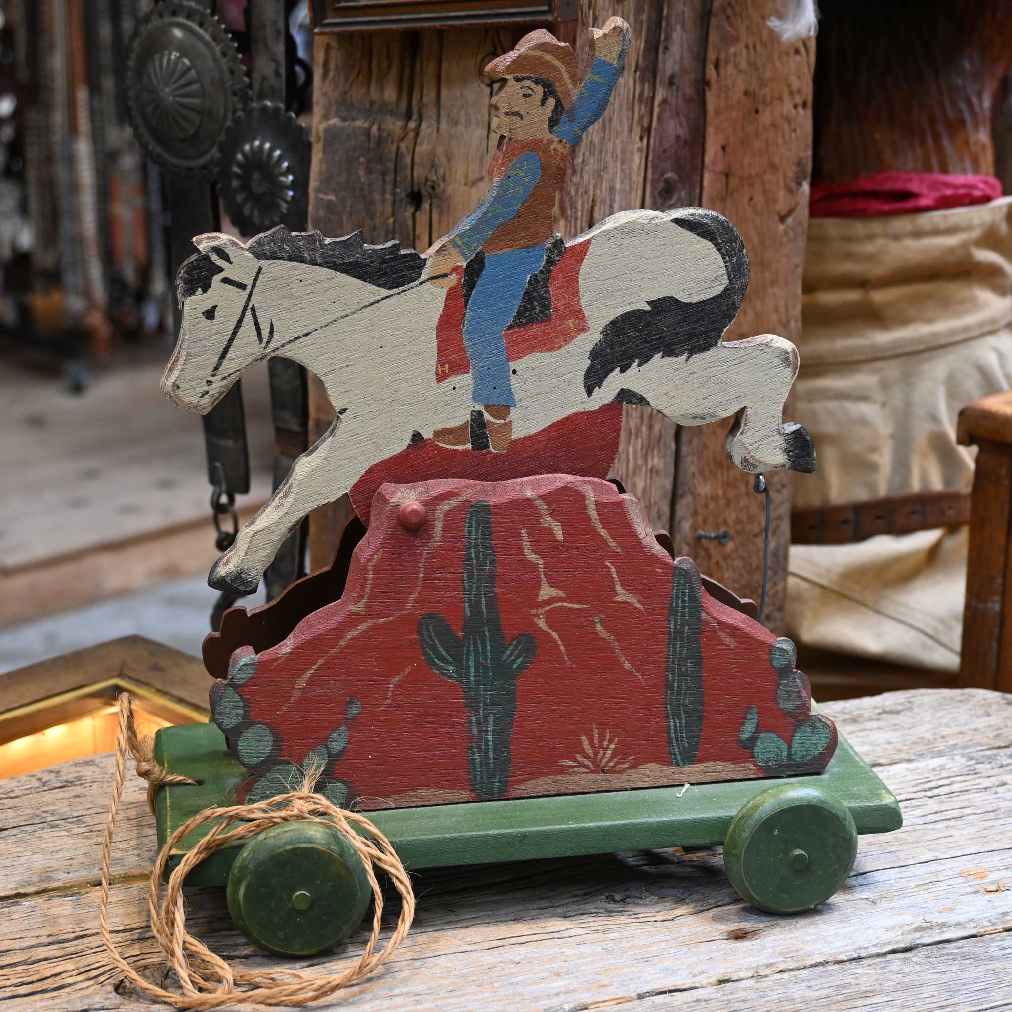 Heritage Toys & Collectibles 1993 Pull Toy Working Music Box