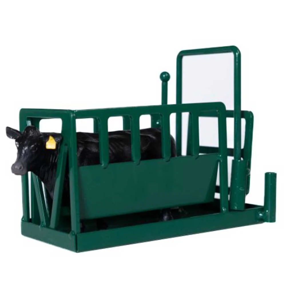 Little Buster Cattle Squeeze Chute Green - Image 4