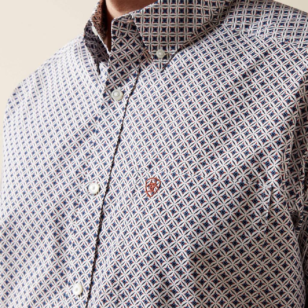 Ariat Men's William Classic Star Print Button Down Shirt - Image 3