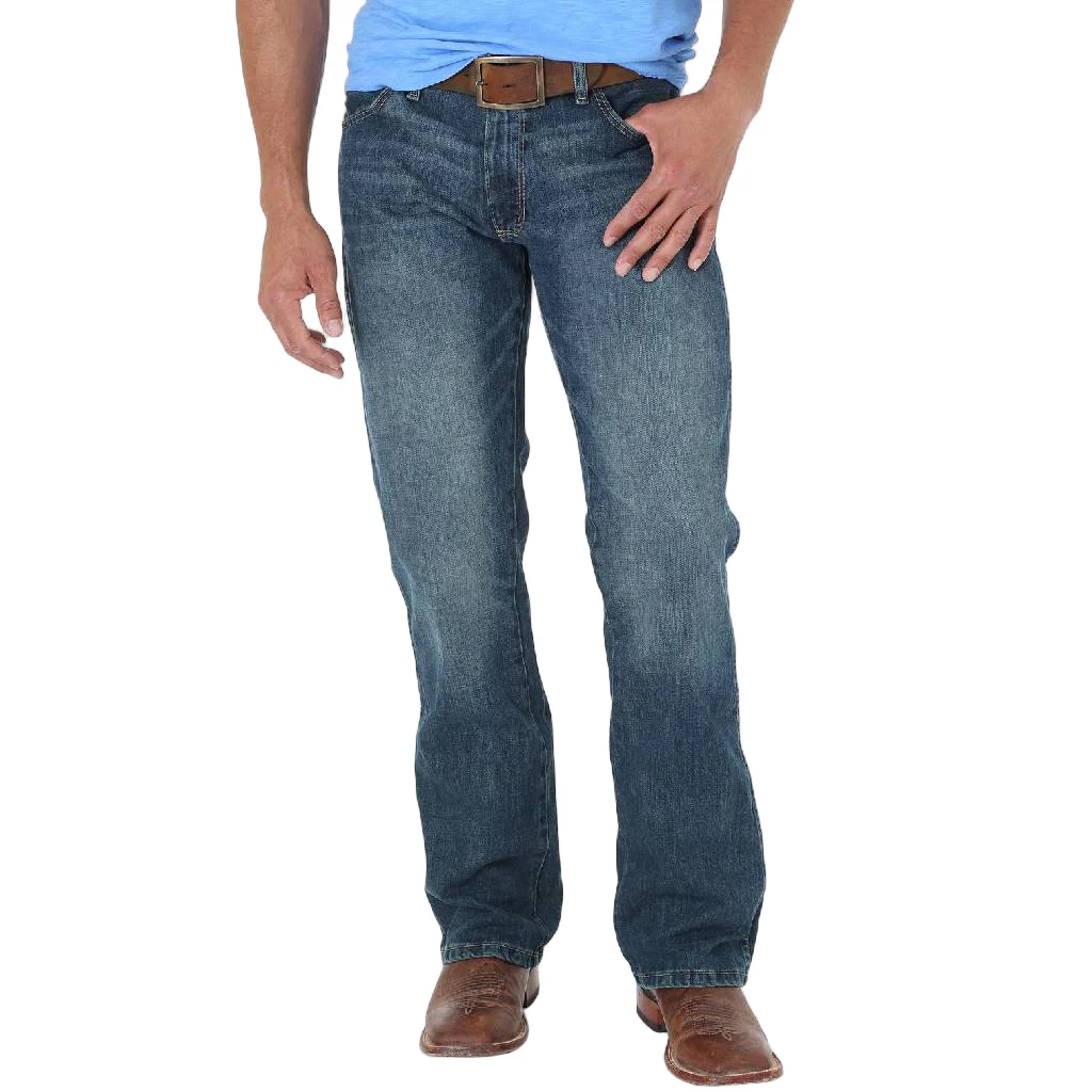 Wrangler Men's Retro Slim Boot Cut Jean