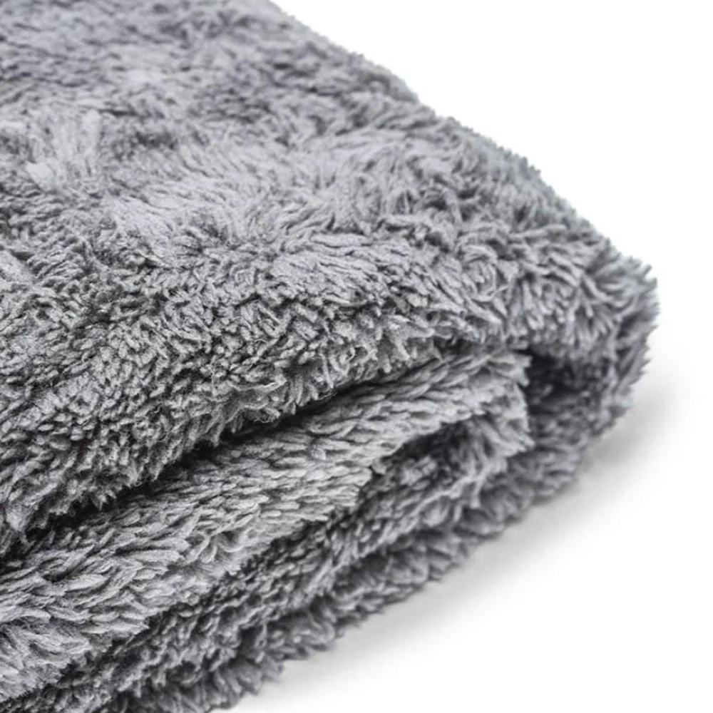 Messy Mutts Deluxe Microfiber Towel - Image 5